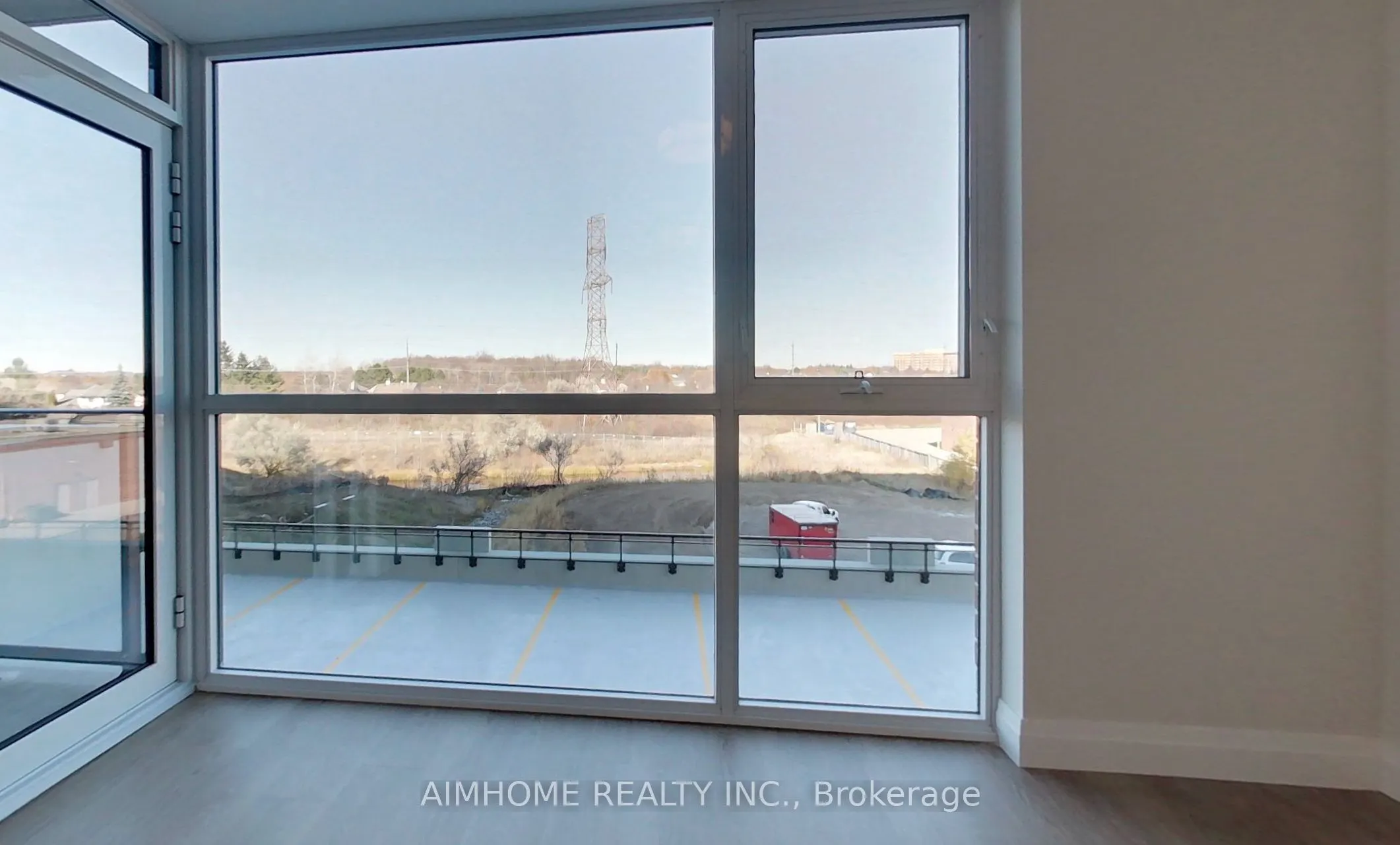 460 Columbia Street W, #1417