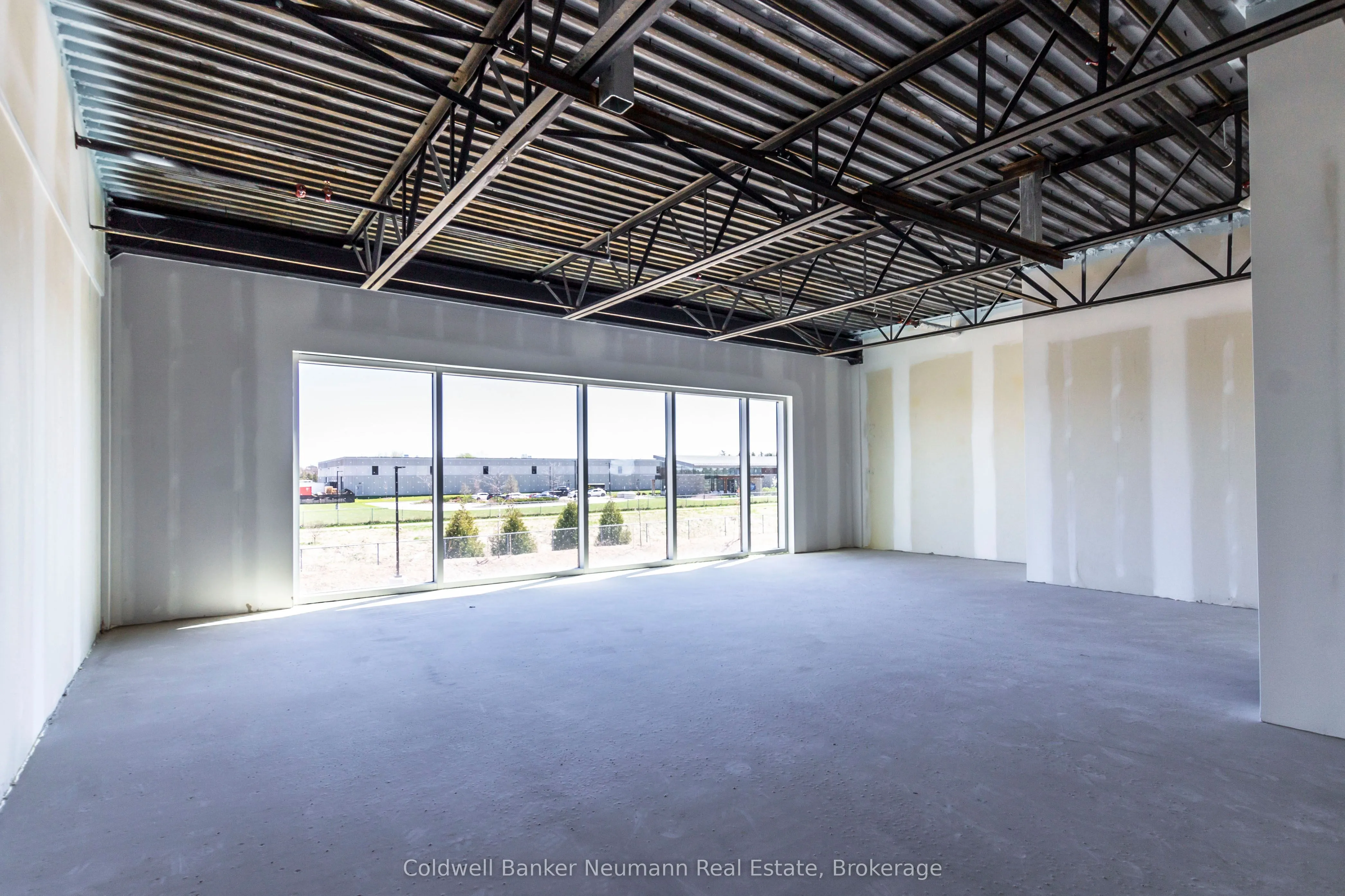 589 Hanlon Creek Boulevard, #28