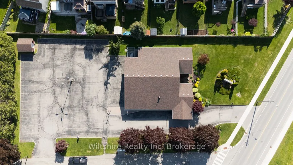 239 Ossian Terrace
