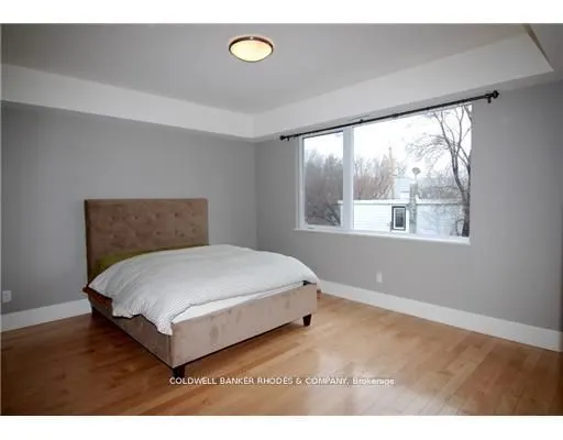 9 Chapleau Avenue, #302