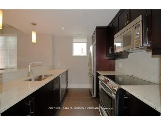 9 Chapleau Avenue, #302