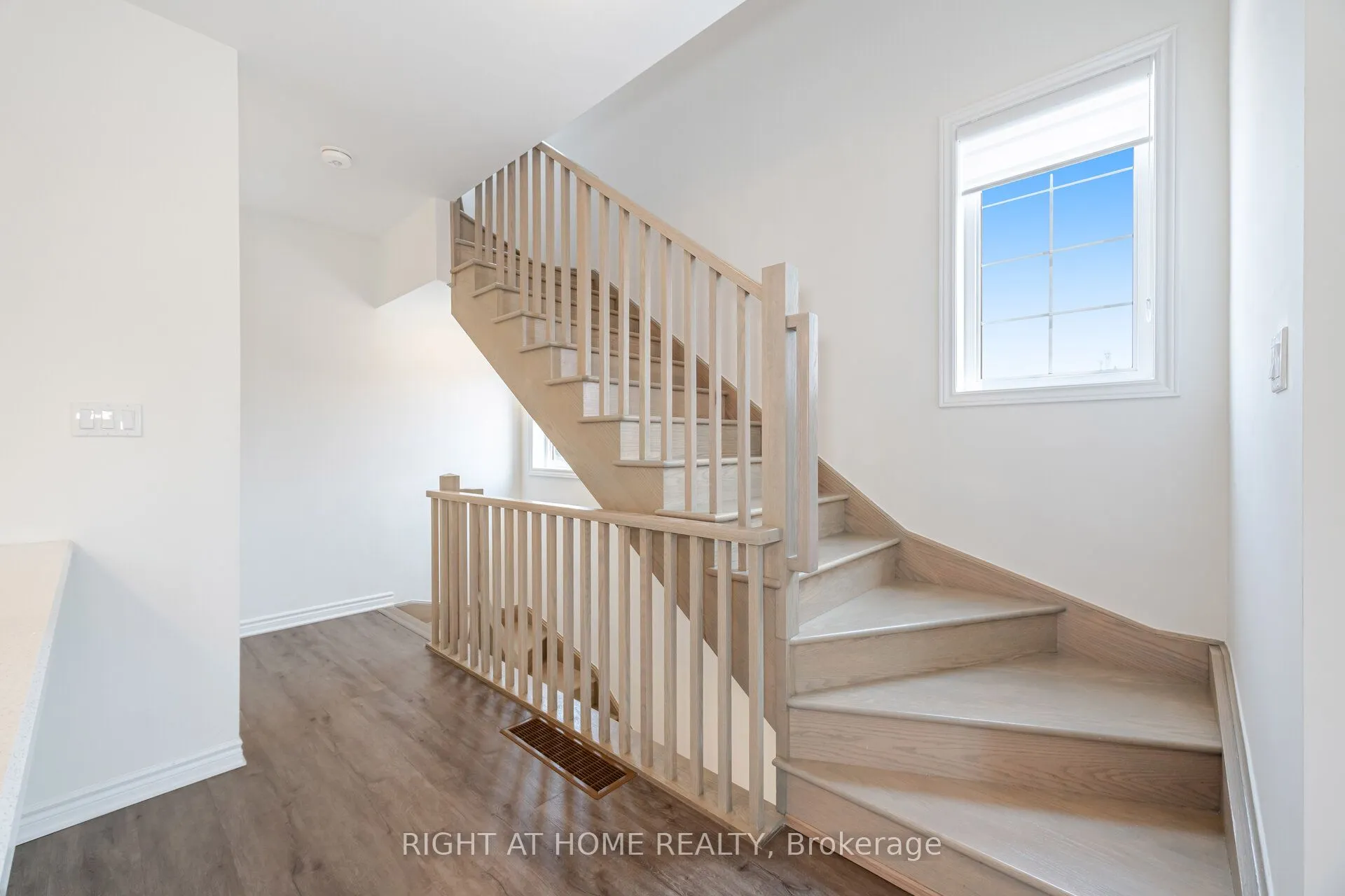 305 Garner Road W, #13