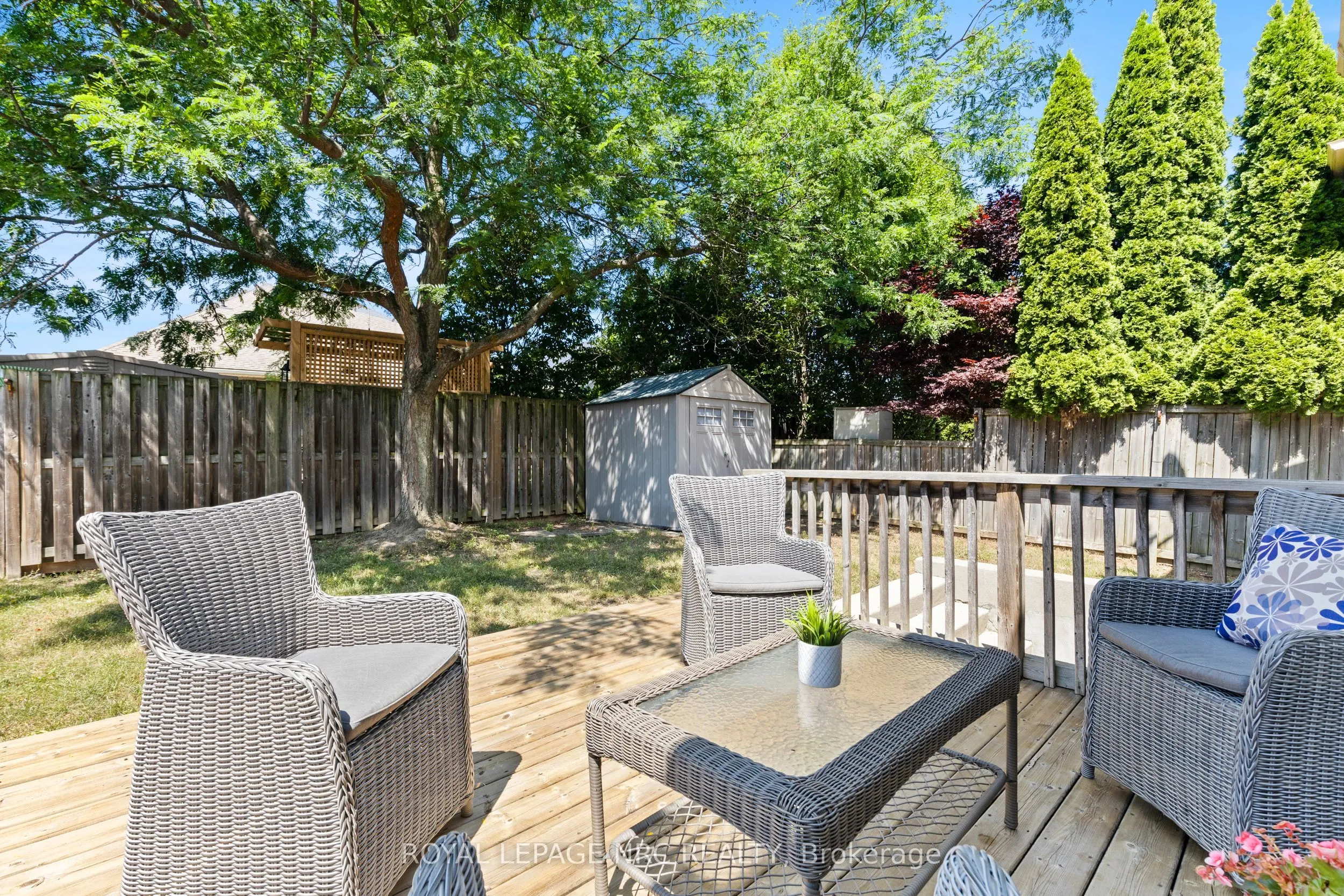 14 Hope Avenue W