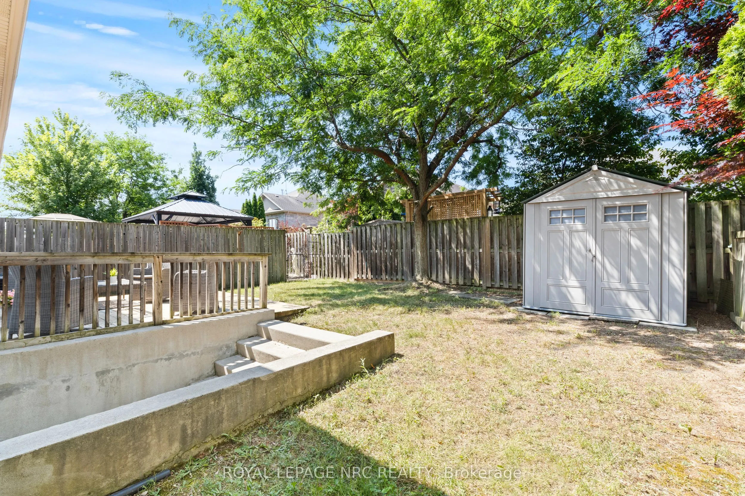 14 Hope Avenue W