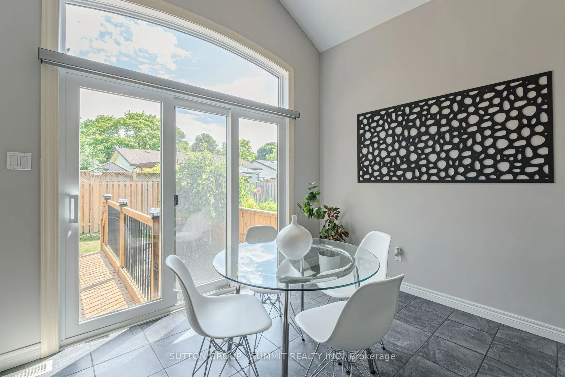 5 Macdonald Crescent
