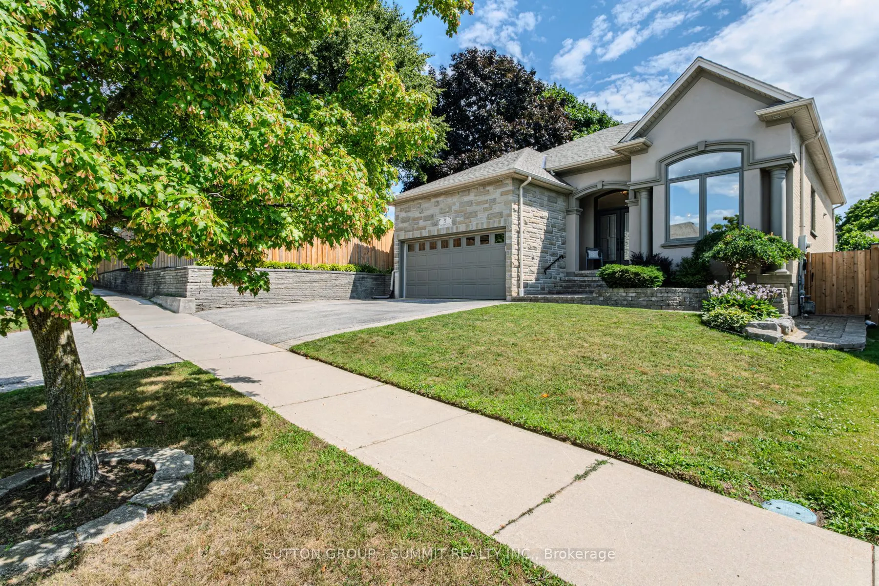 5 Macdonald Crescent