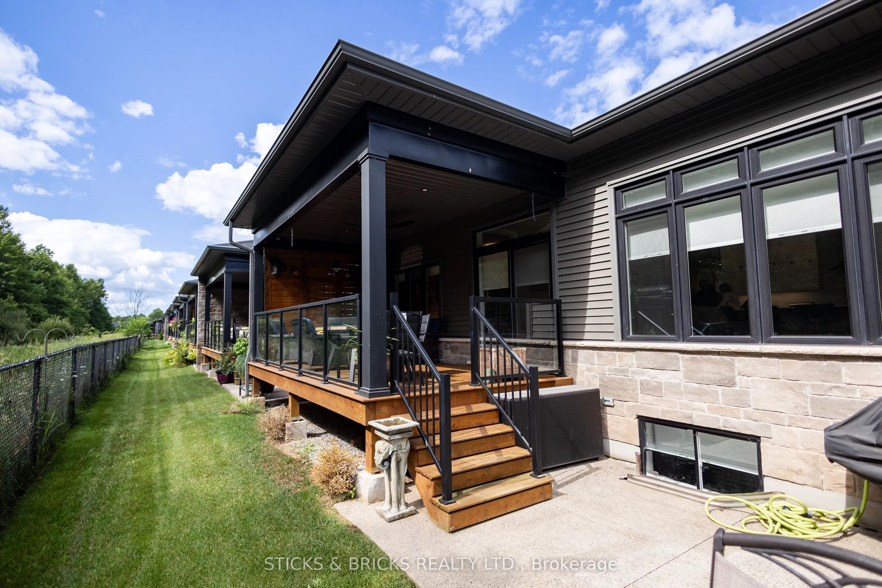 8974 Willoughby Drive, #49