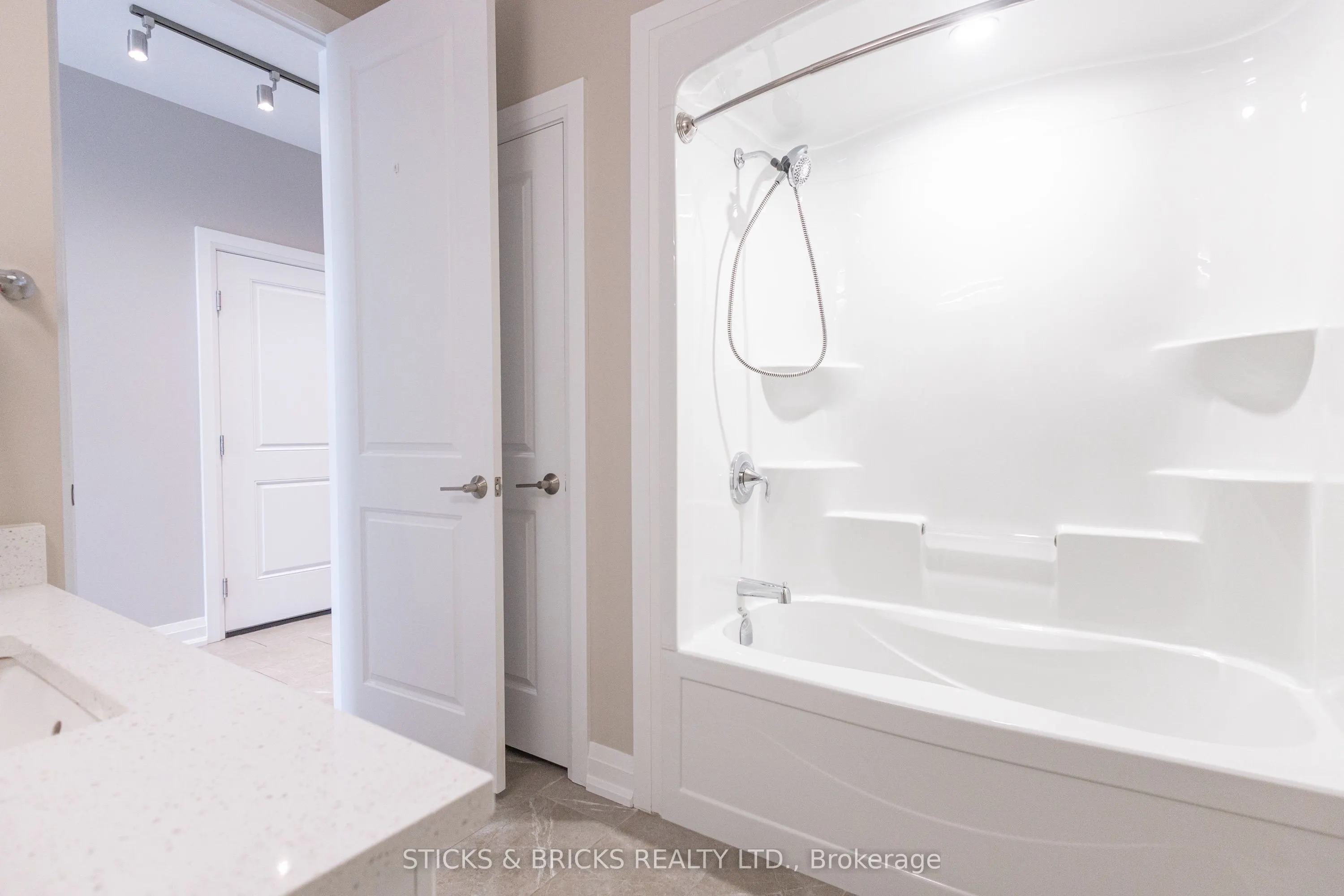 8974 Willoughby Drive, #49