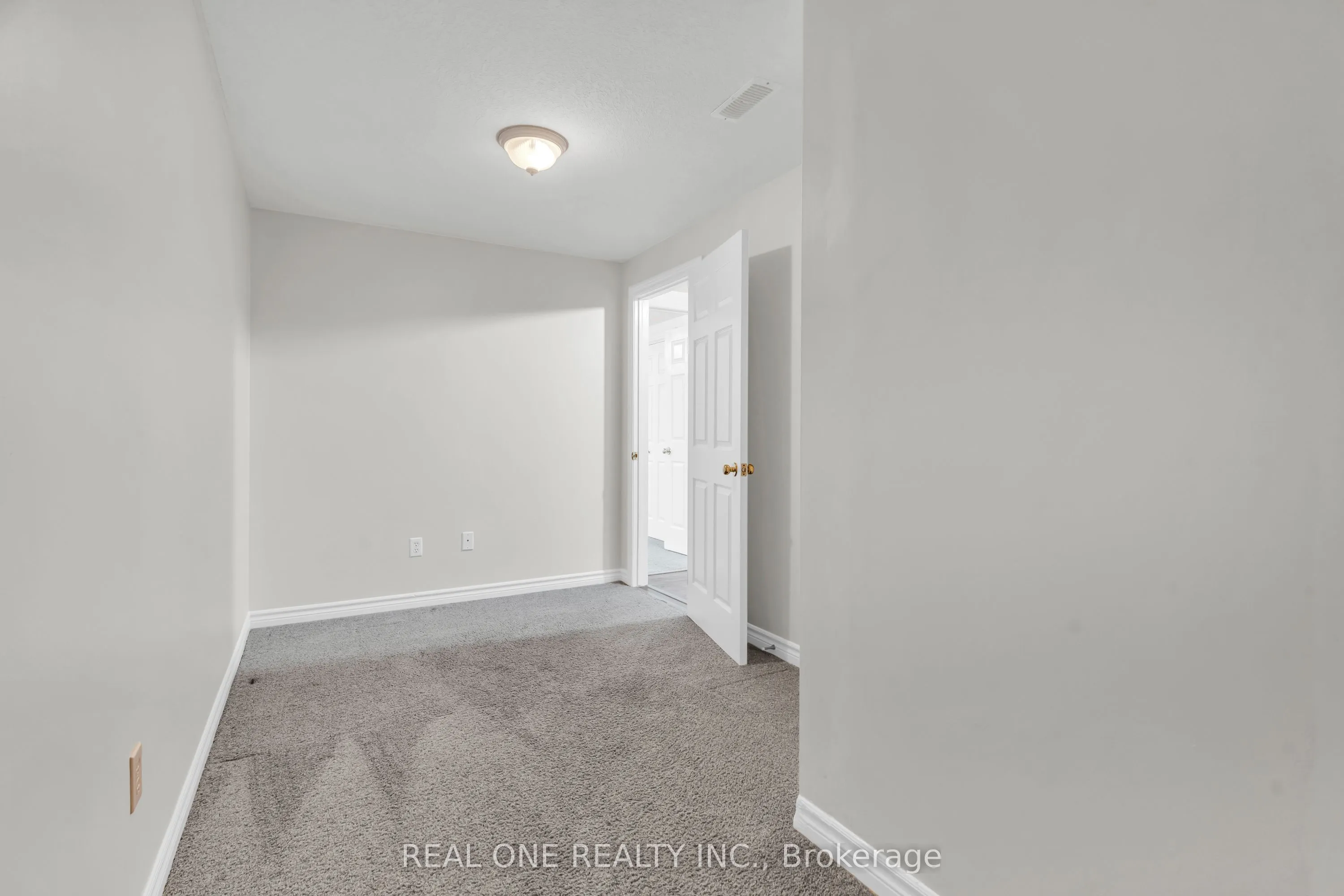 134 Dawn Avenue, #B