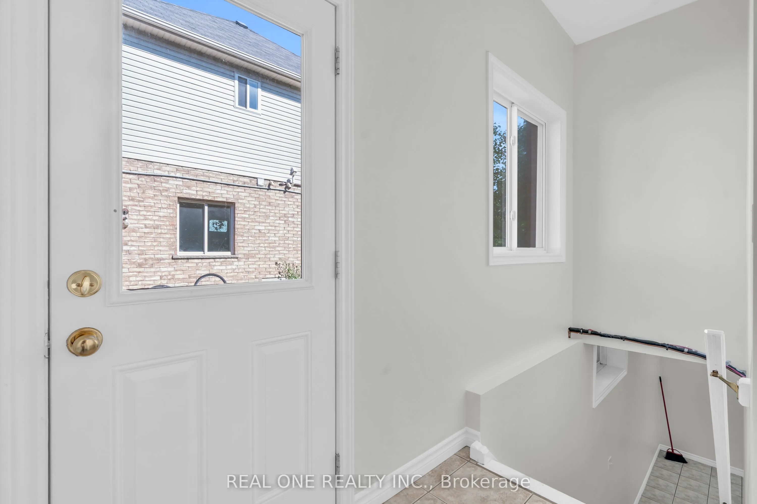 134 Dawn Avenue, #B