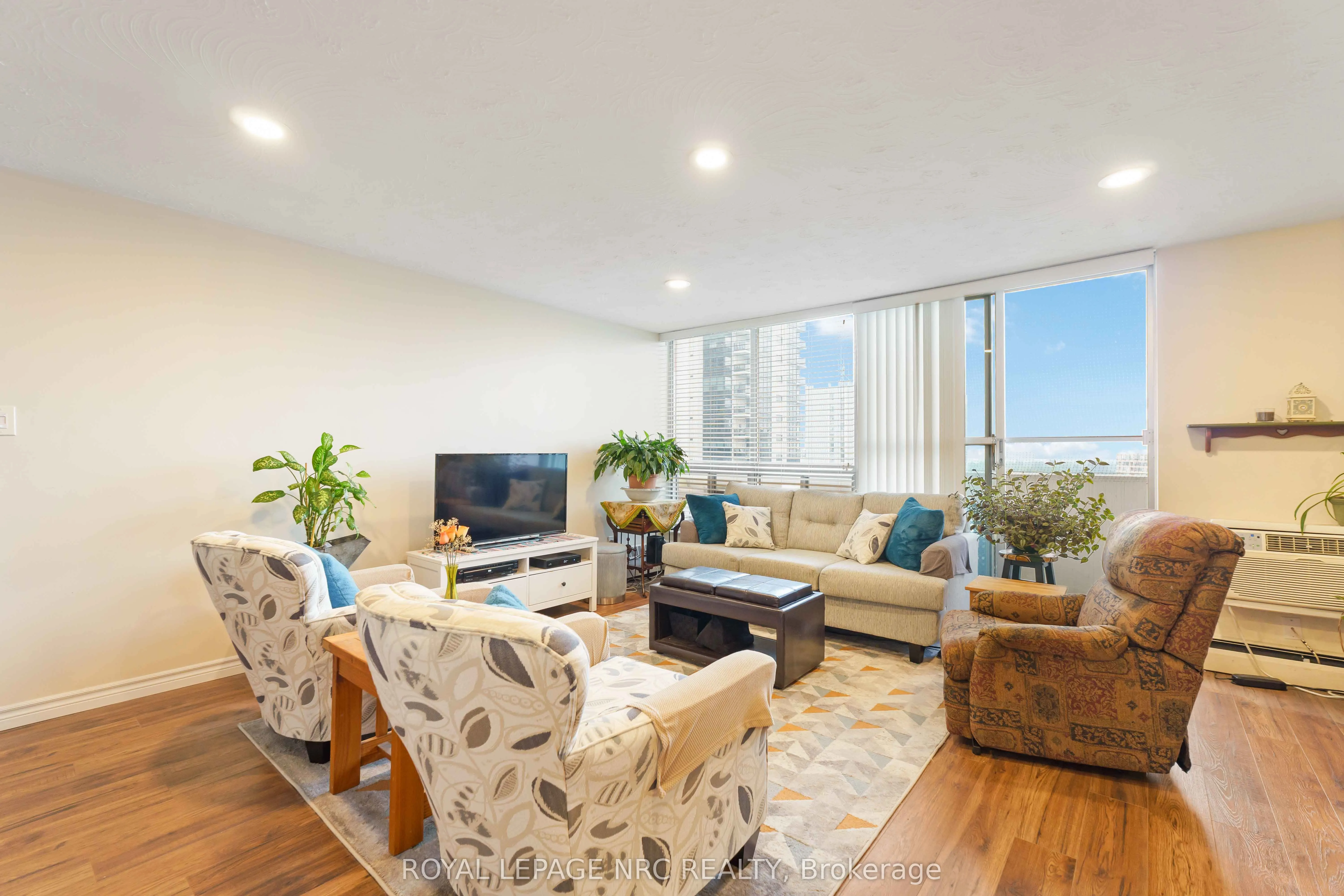 35 Towering Heights Boulevard, #1107