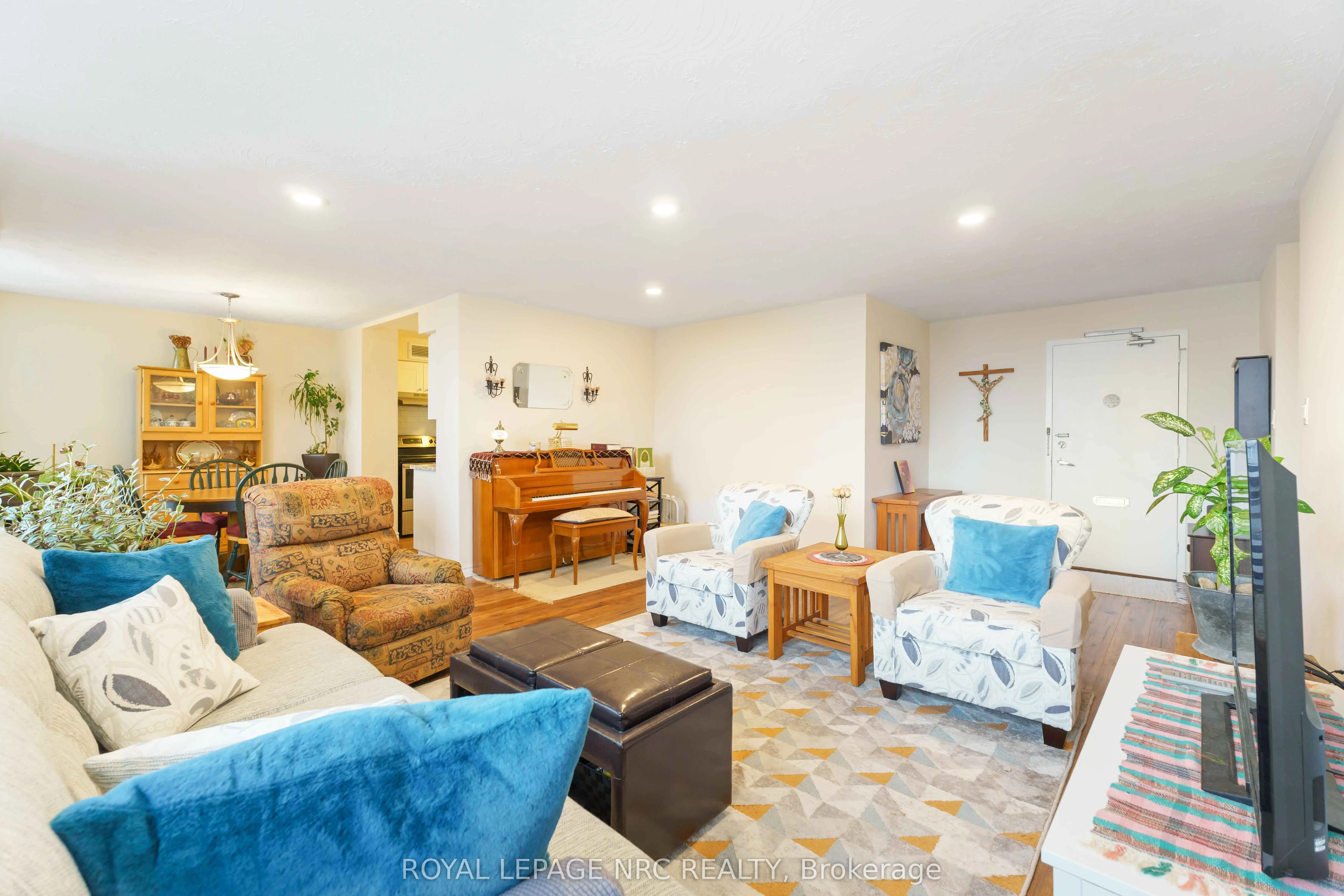 35 Towering Heights Boulevard, #1107