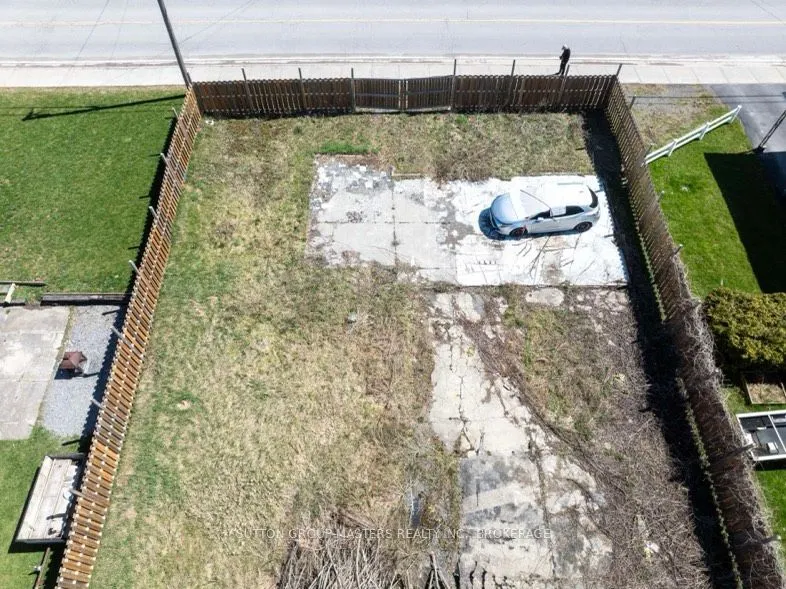 1583 Lake Road