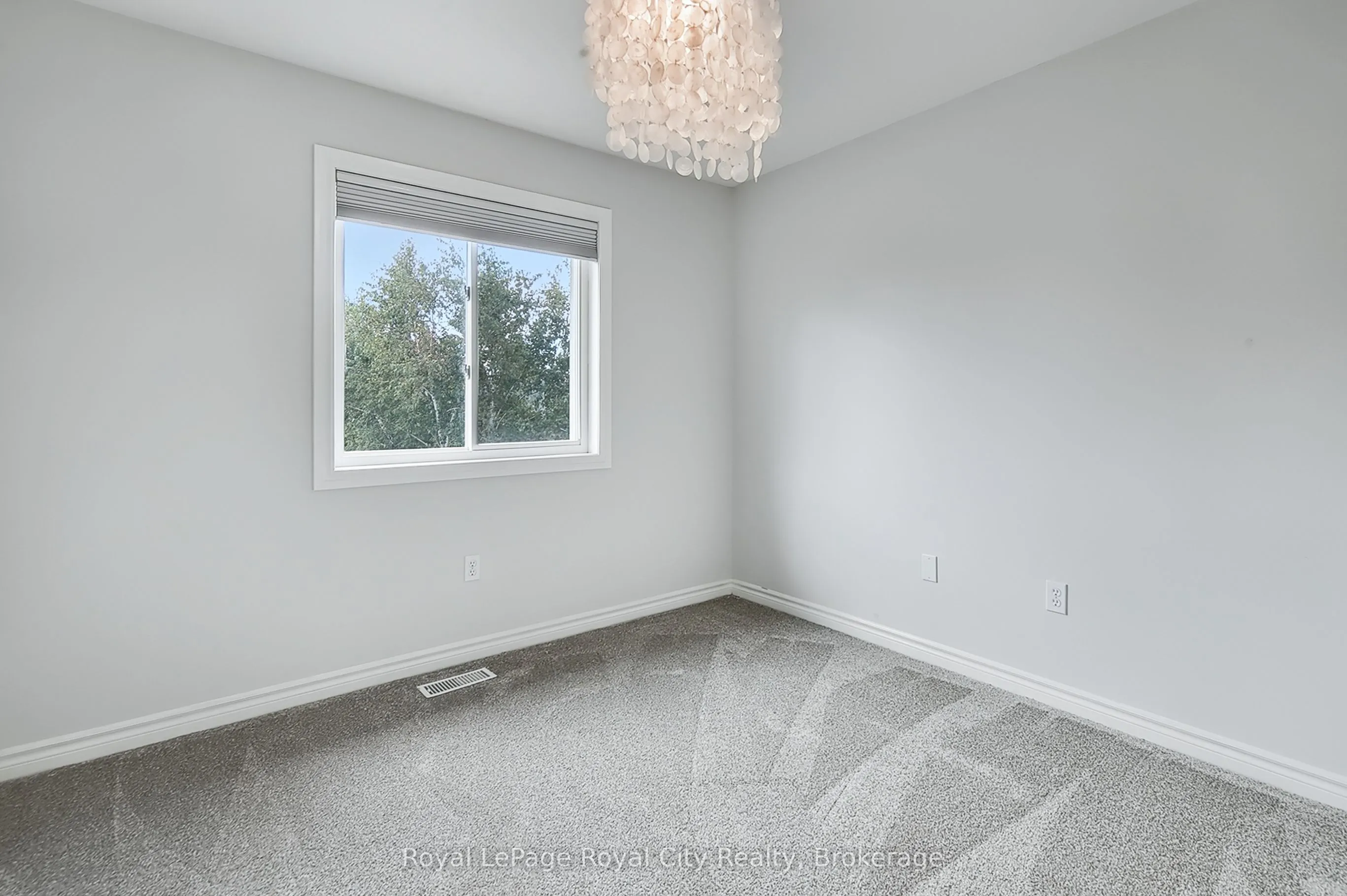37 Wilkie Crescent