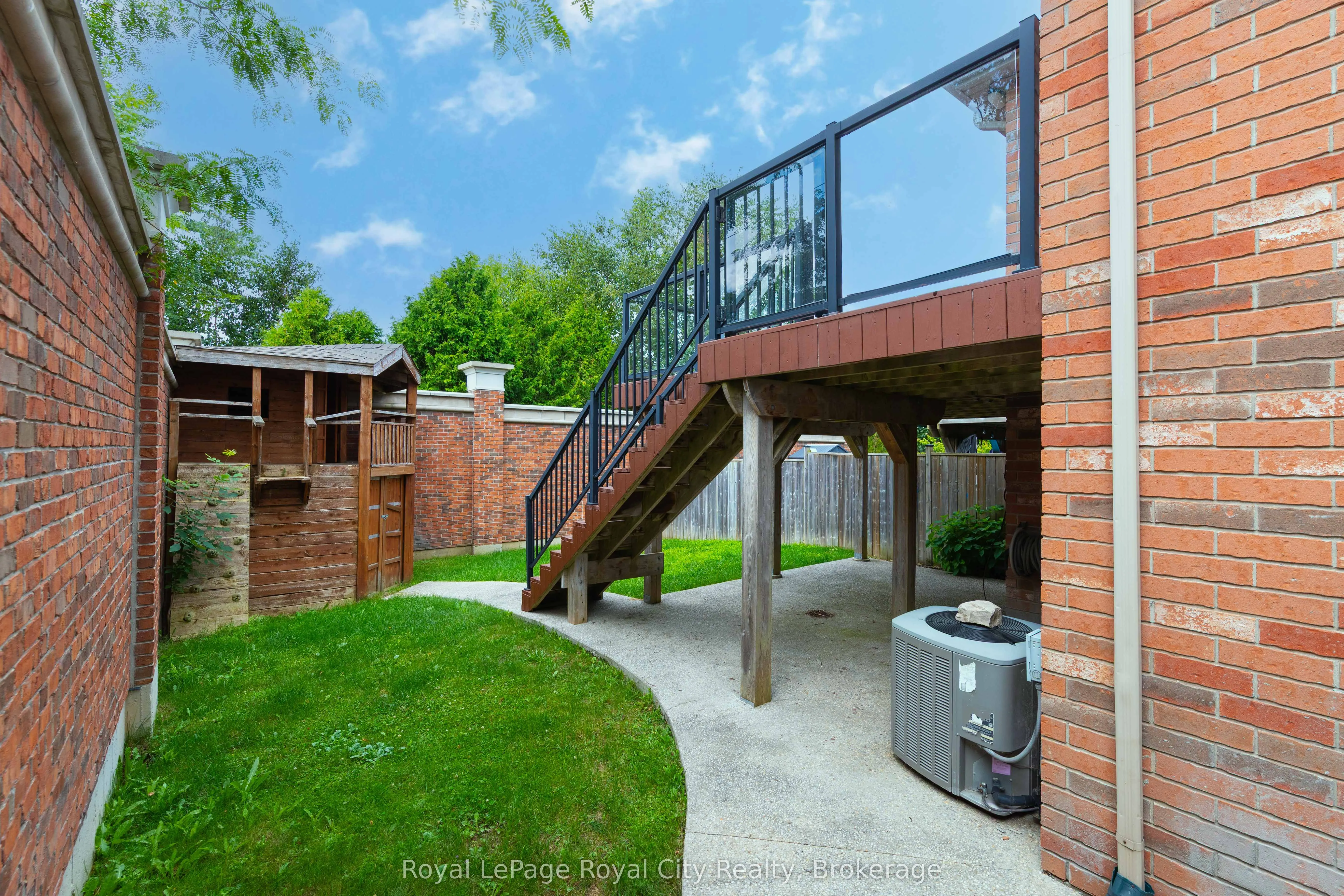 37 Wilkie Crescent