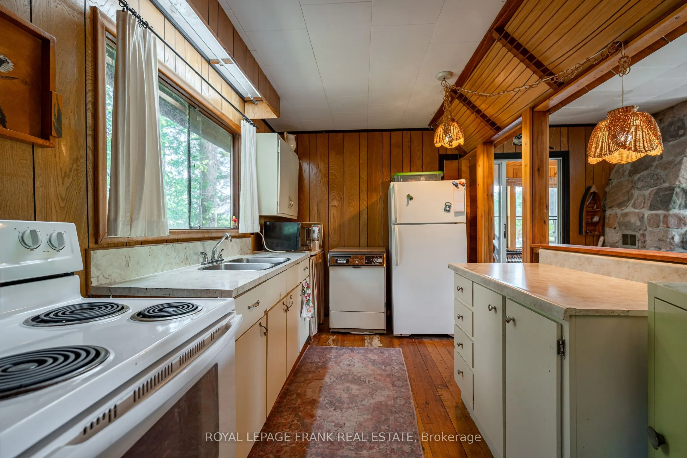 428 & 430 Island 7 Stoney Lake
