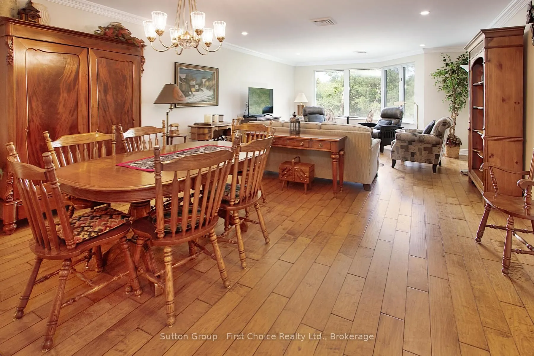 30 Front Street, #206