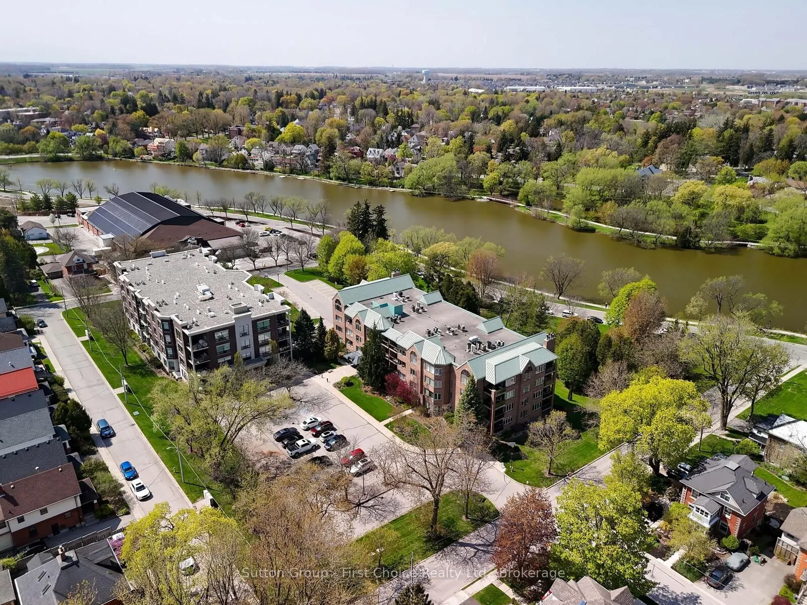 30 Front Street, #206