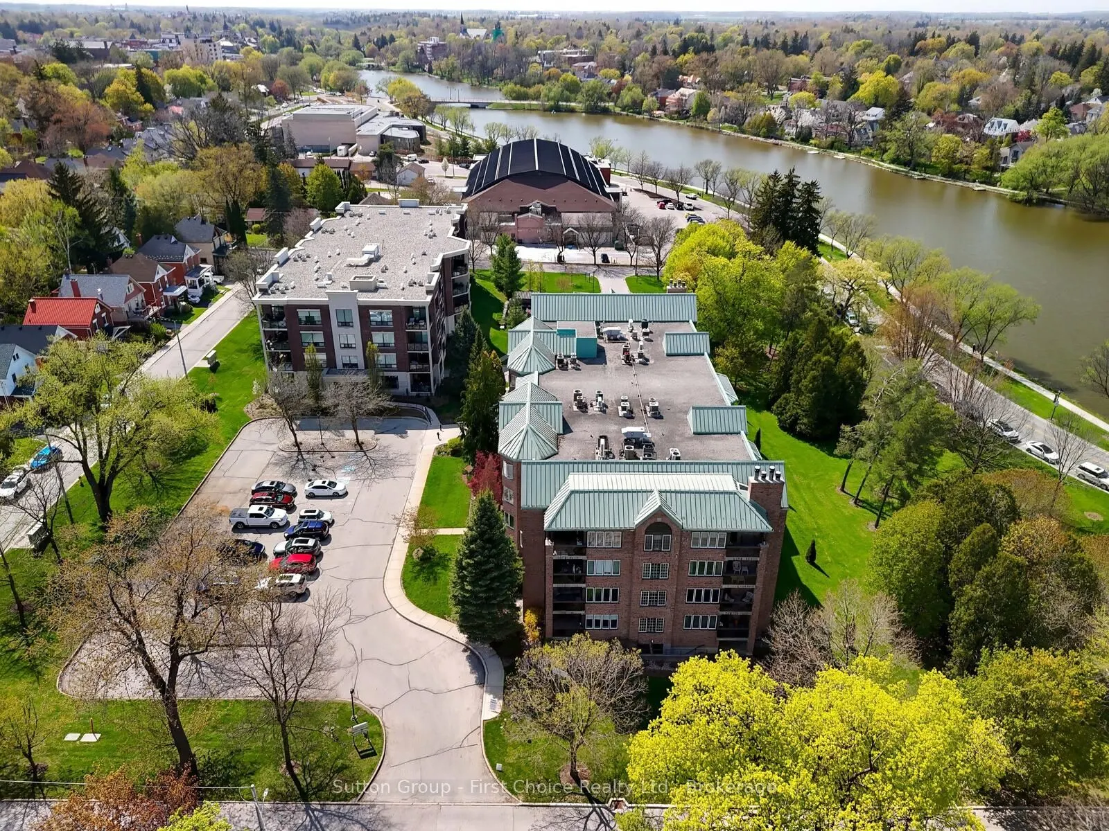 30 Front Street, #206