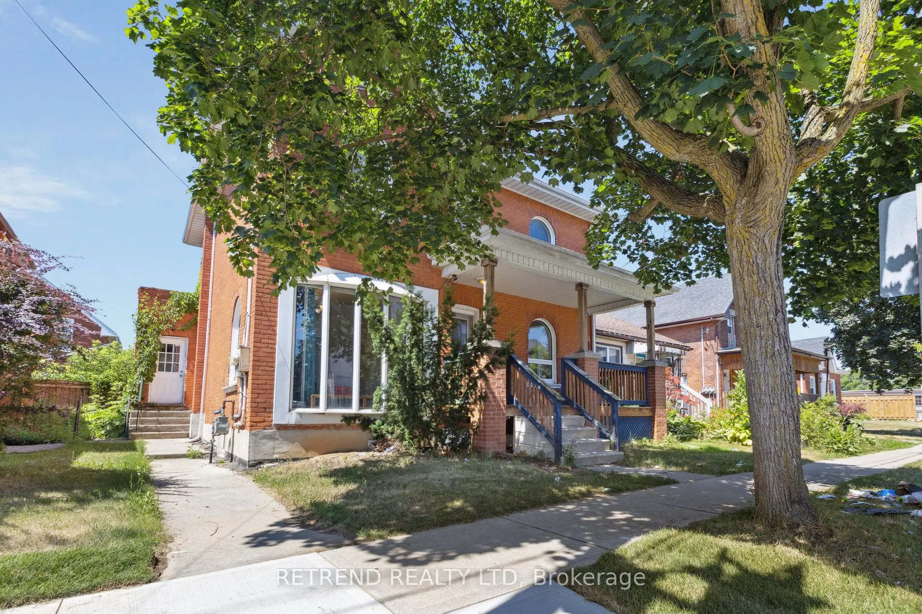 219 Erie Avenue