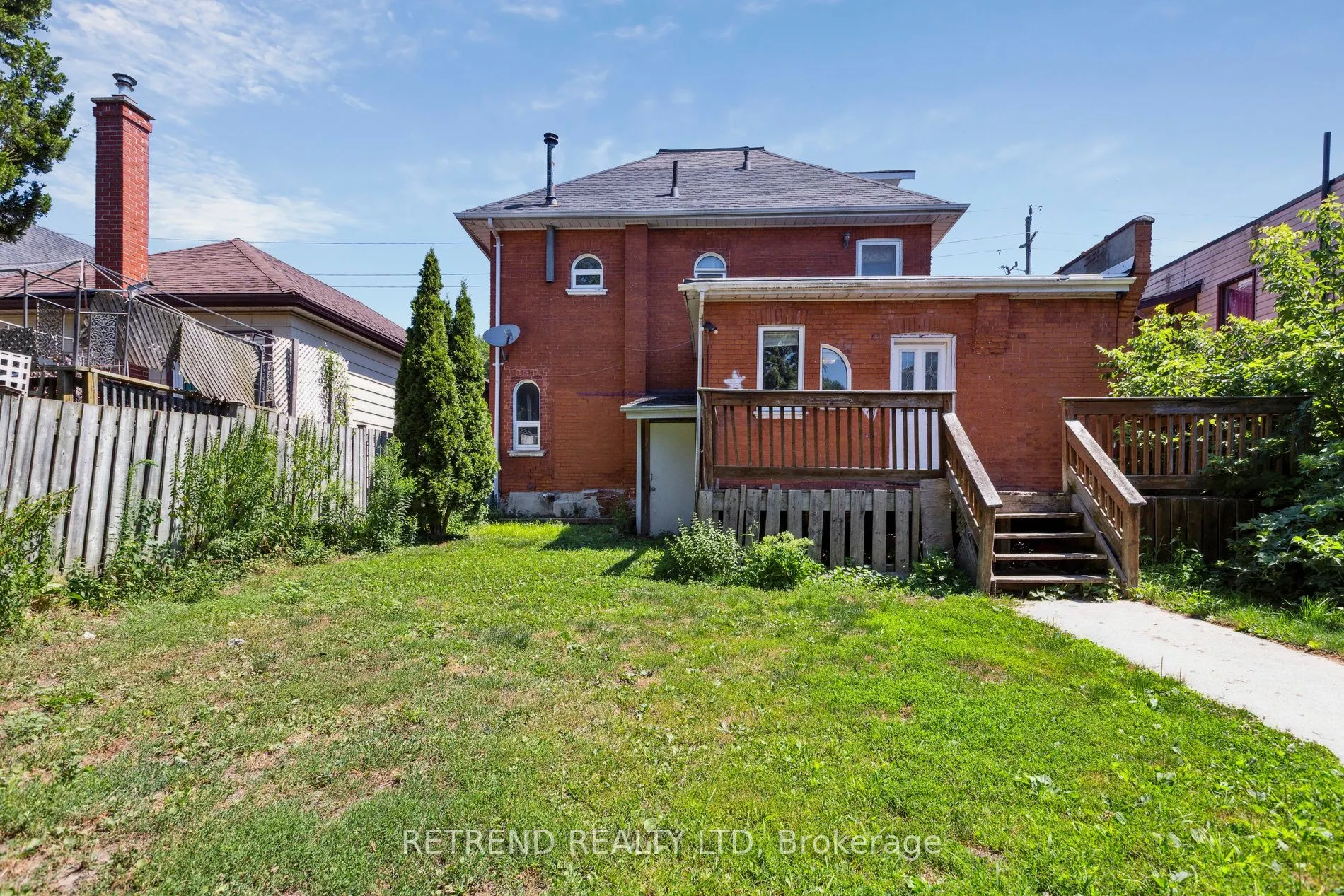 219 Erie Avenue
