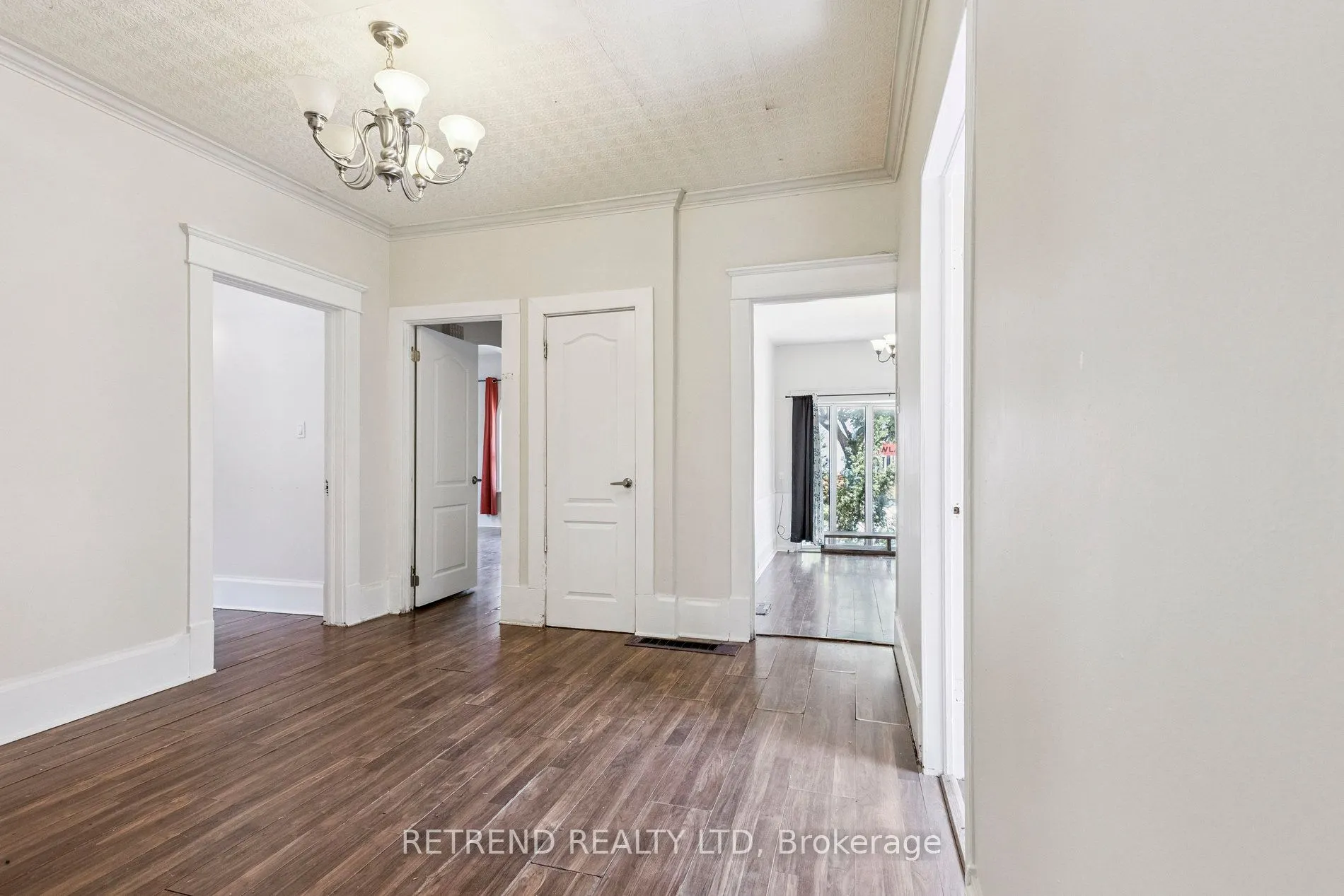 219 Erie Avenue