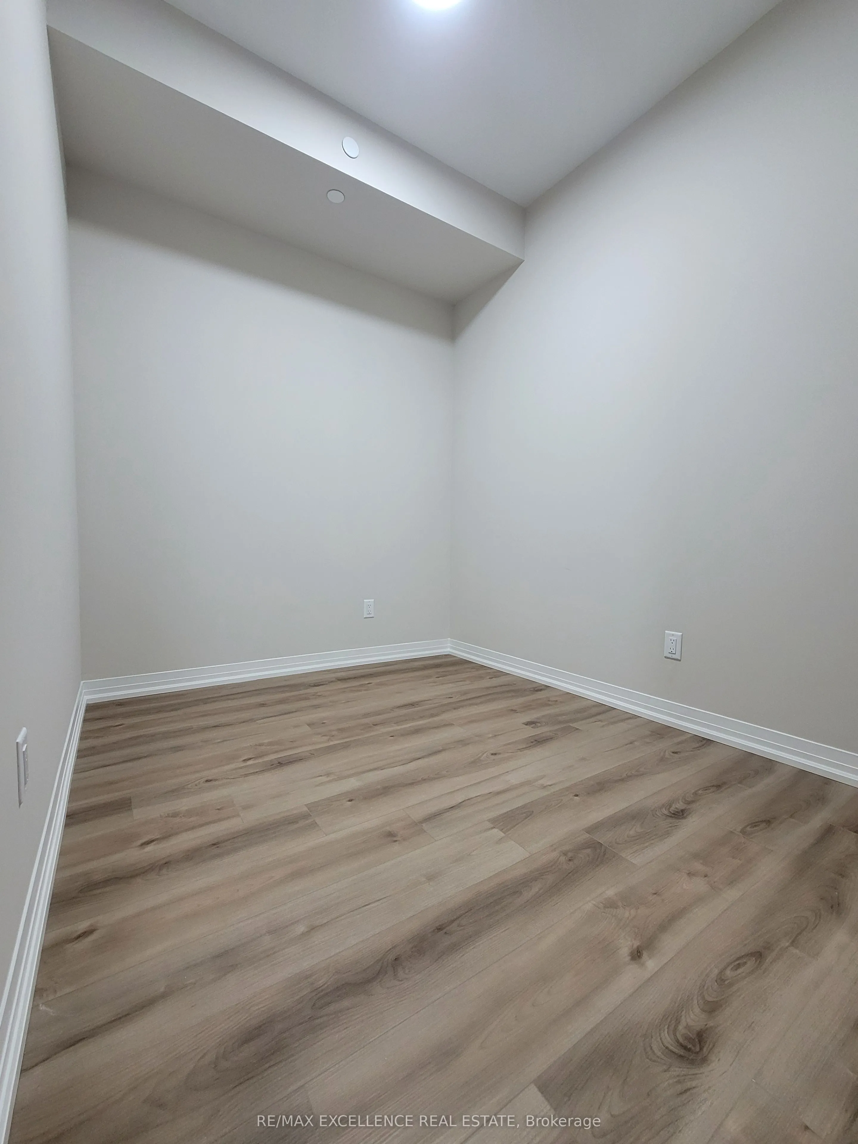 50 Herrick Avenue, #LP34