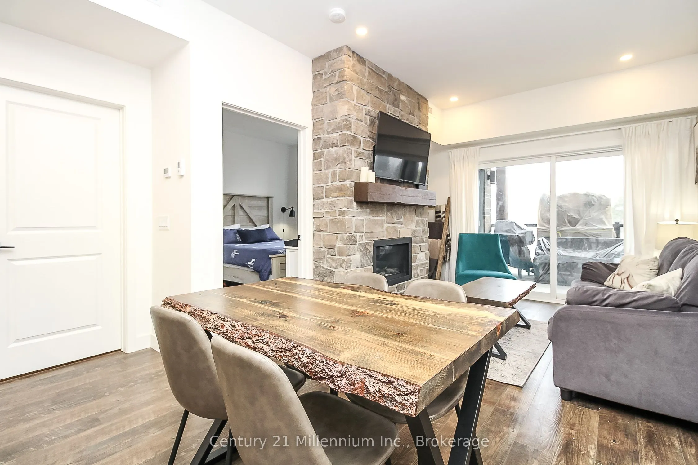 21 Beckwith Lane, #101