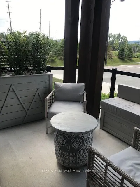 21 Beckwith Lane, #101