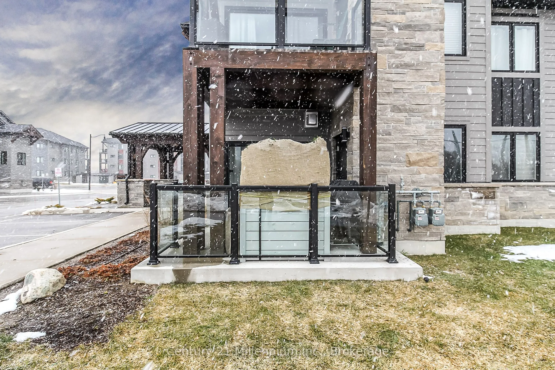 21 Beckwith Lane, #101
