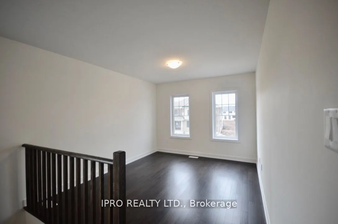 166 Aviron Crescent