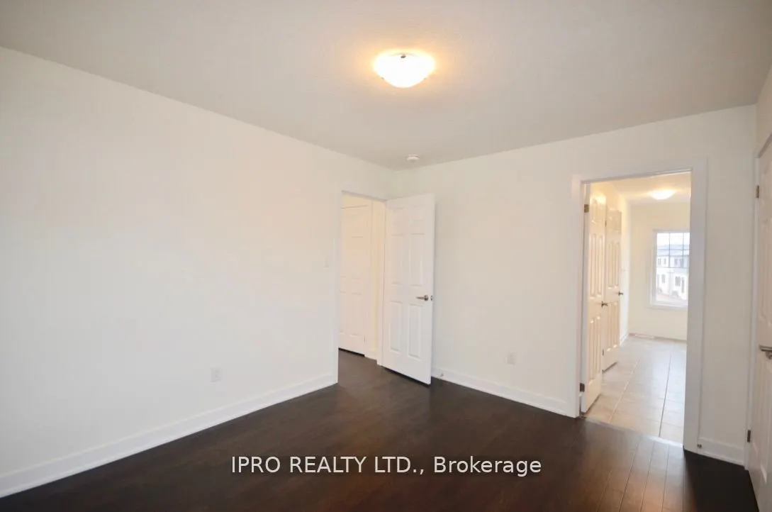 166 Aviron Crescent