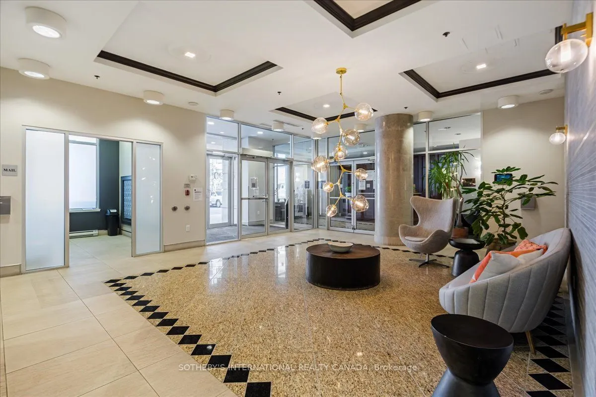 90 Landry Street, #907