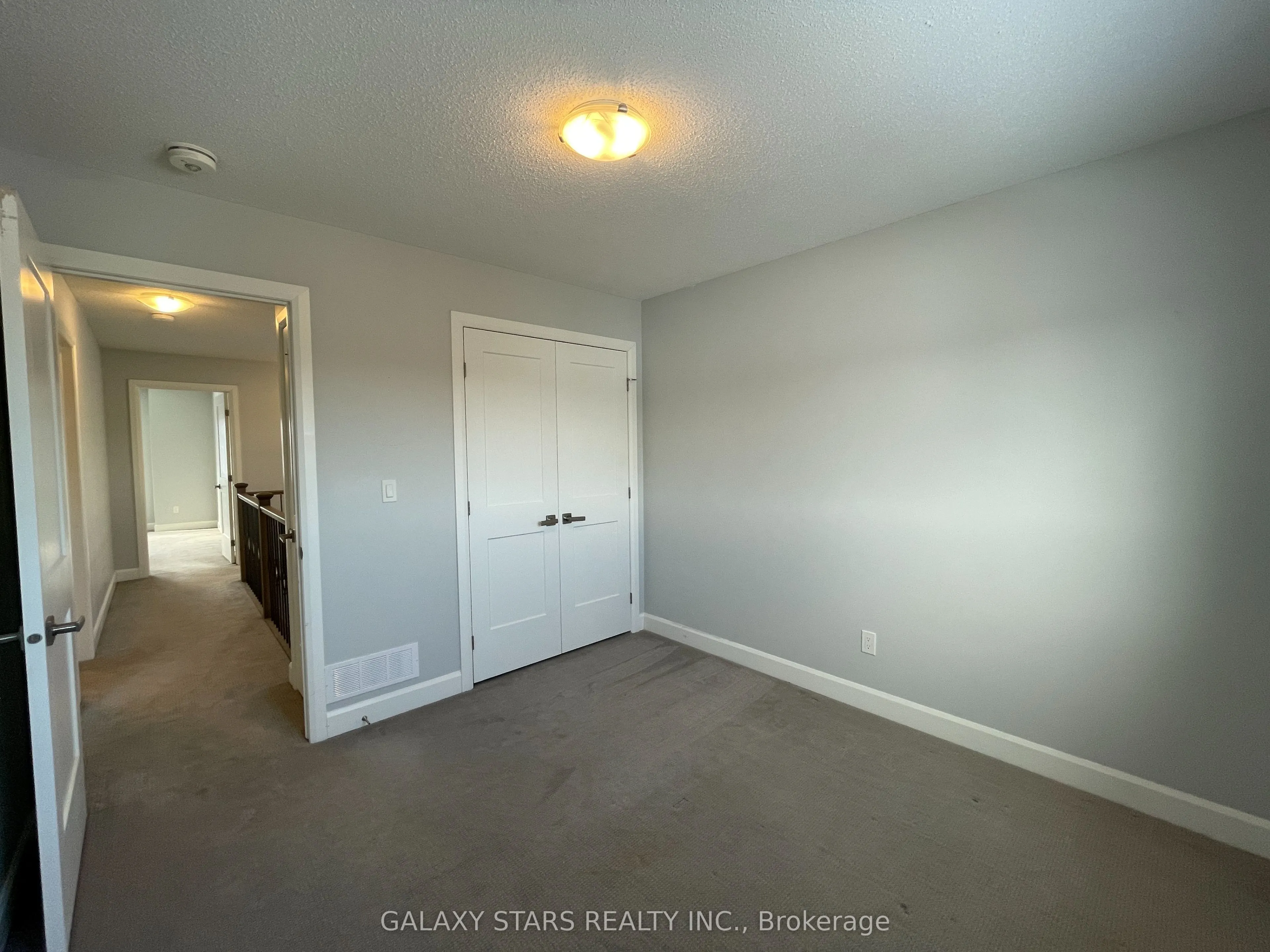 1231 Max Crescent