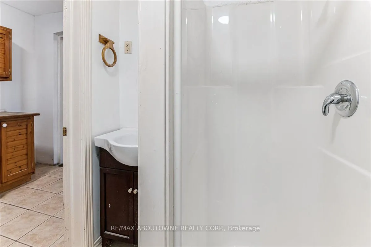 32 Arthur Street, #N/a