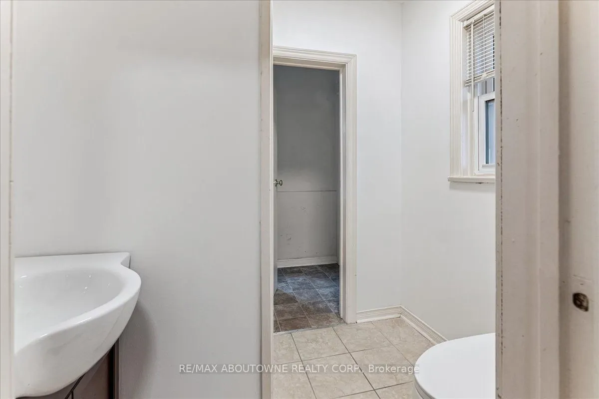 32 Arthur Street, #N/a