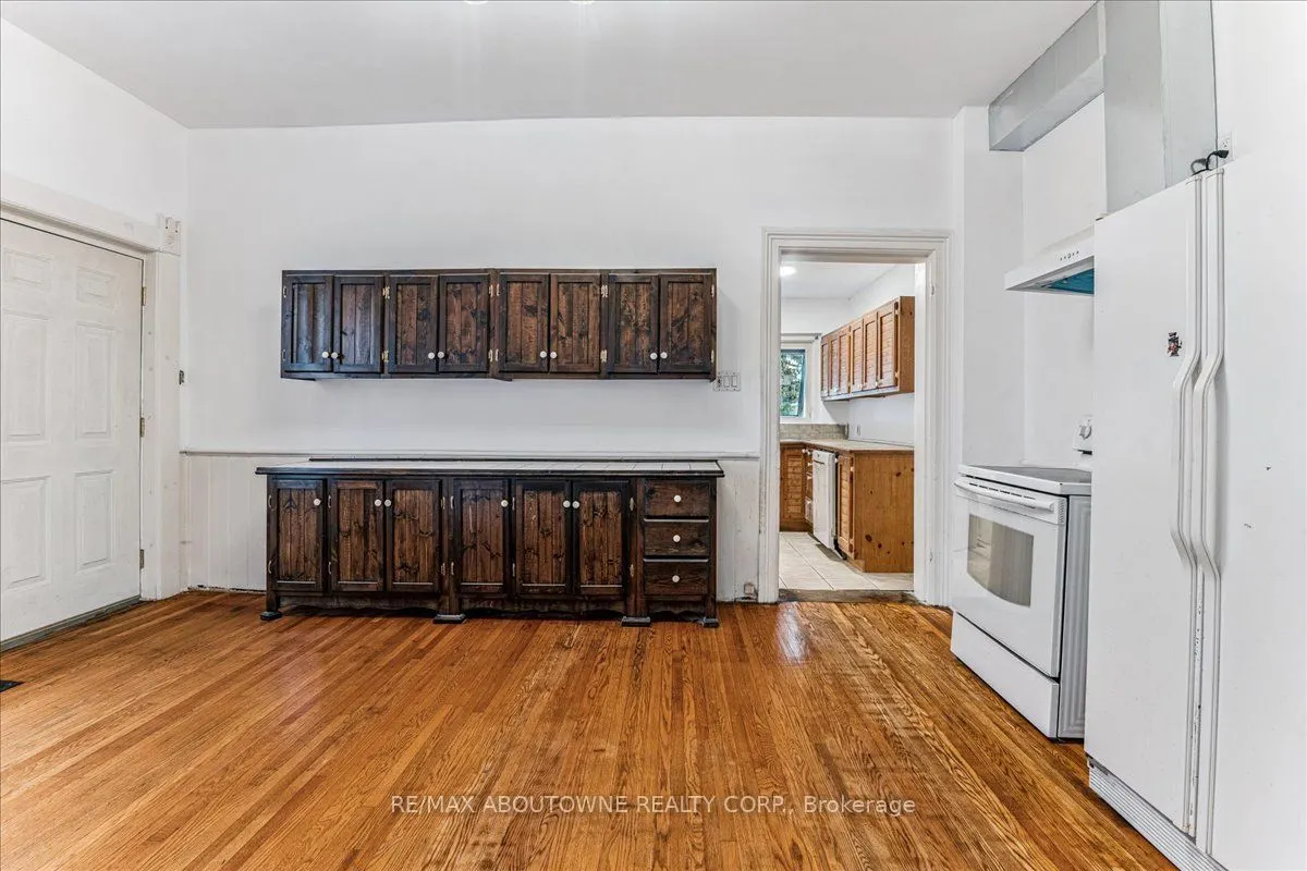 32 Arthur Street, #N/a