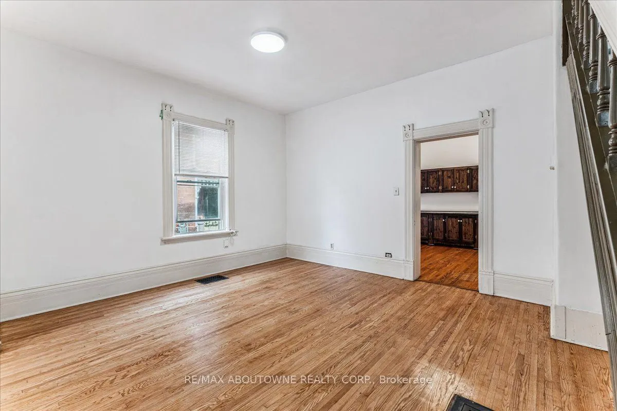 32 Arthur Street, #N/a