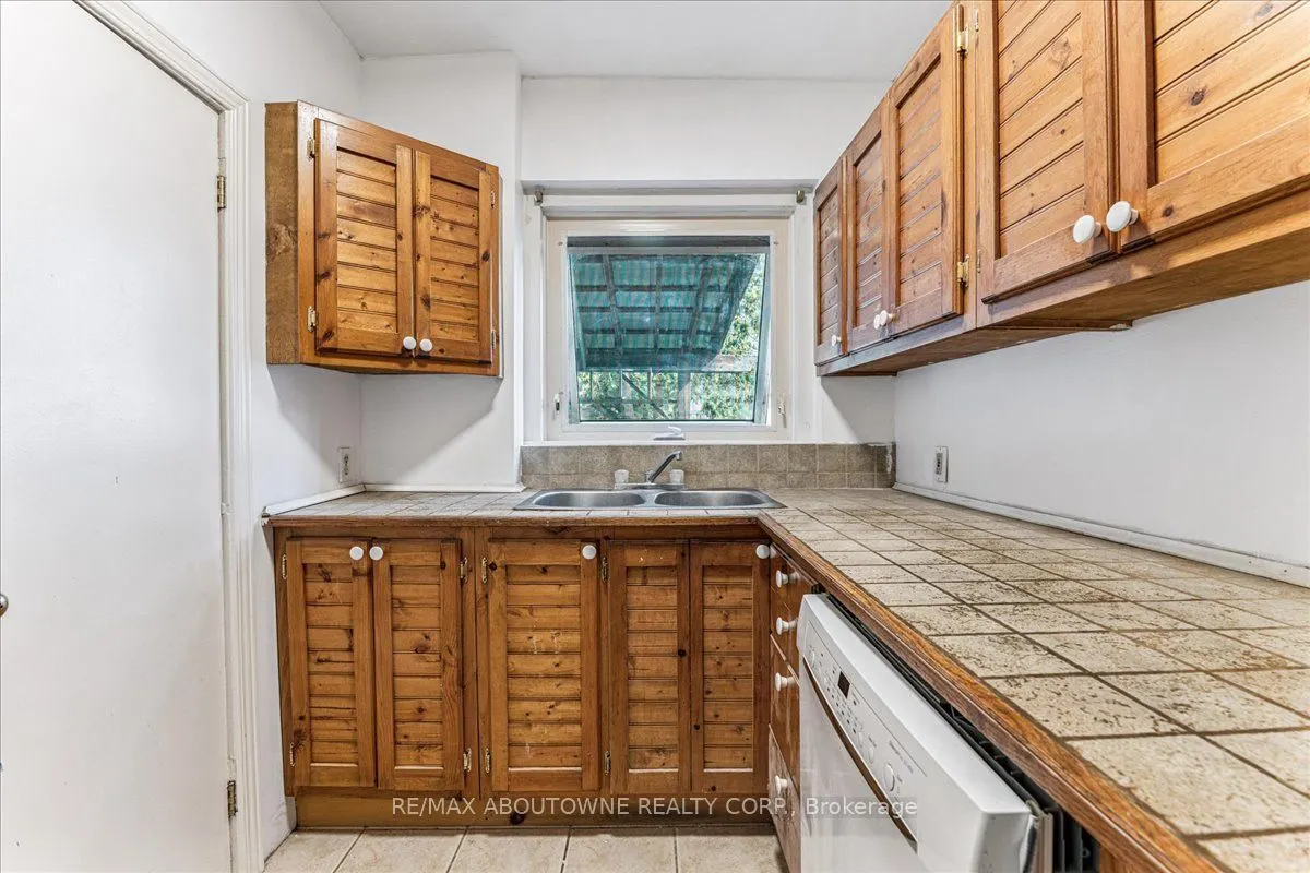 32 Arthur Street, #N/a