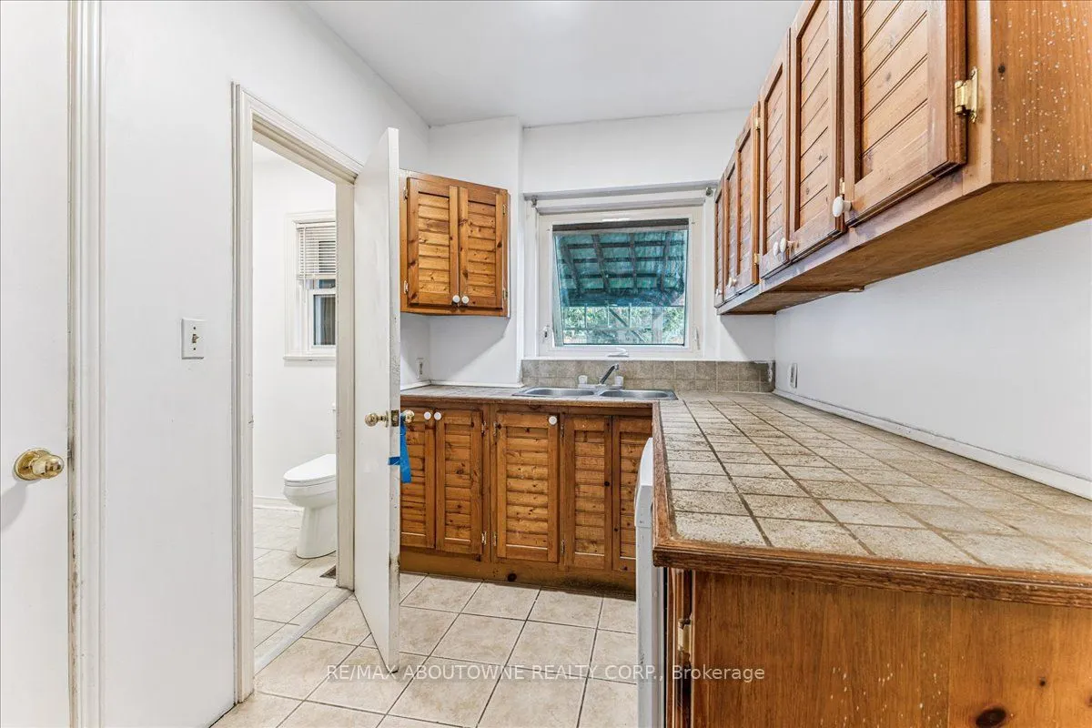 32 Arthur Street, #N/a
