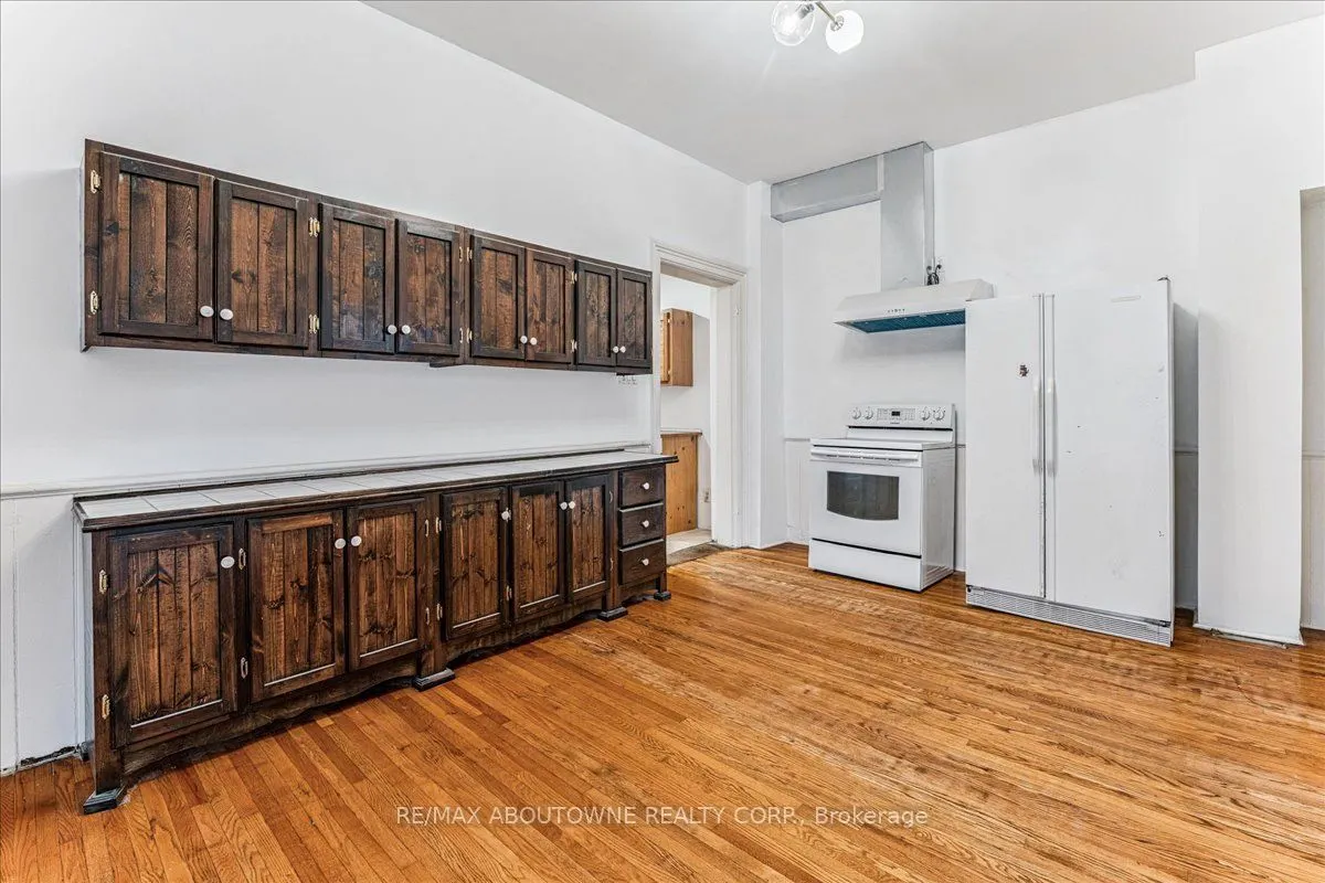 32 Arthur Street, #N/a