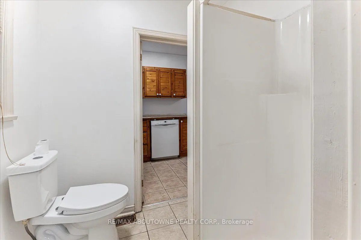 32 Arthur Street, #N/a