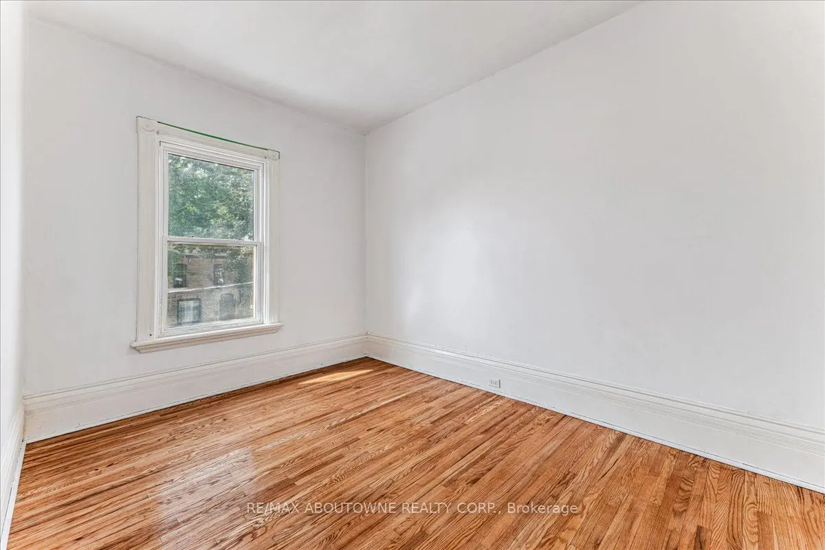 32 Arthur Street, #N/a