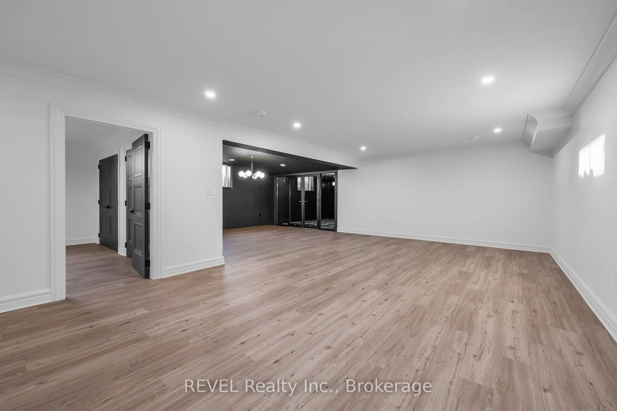 51 SHAWS Lane