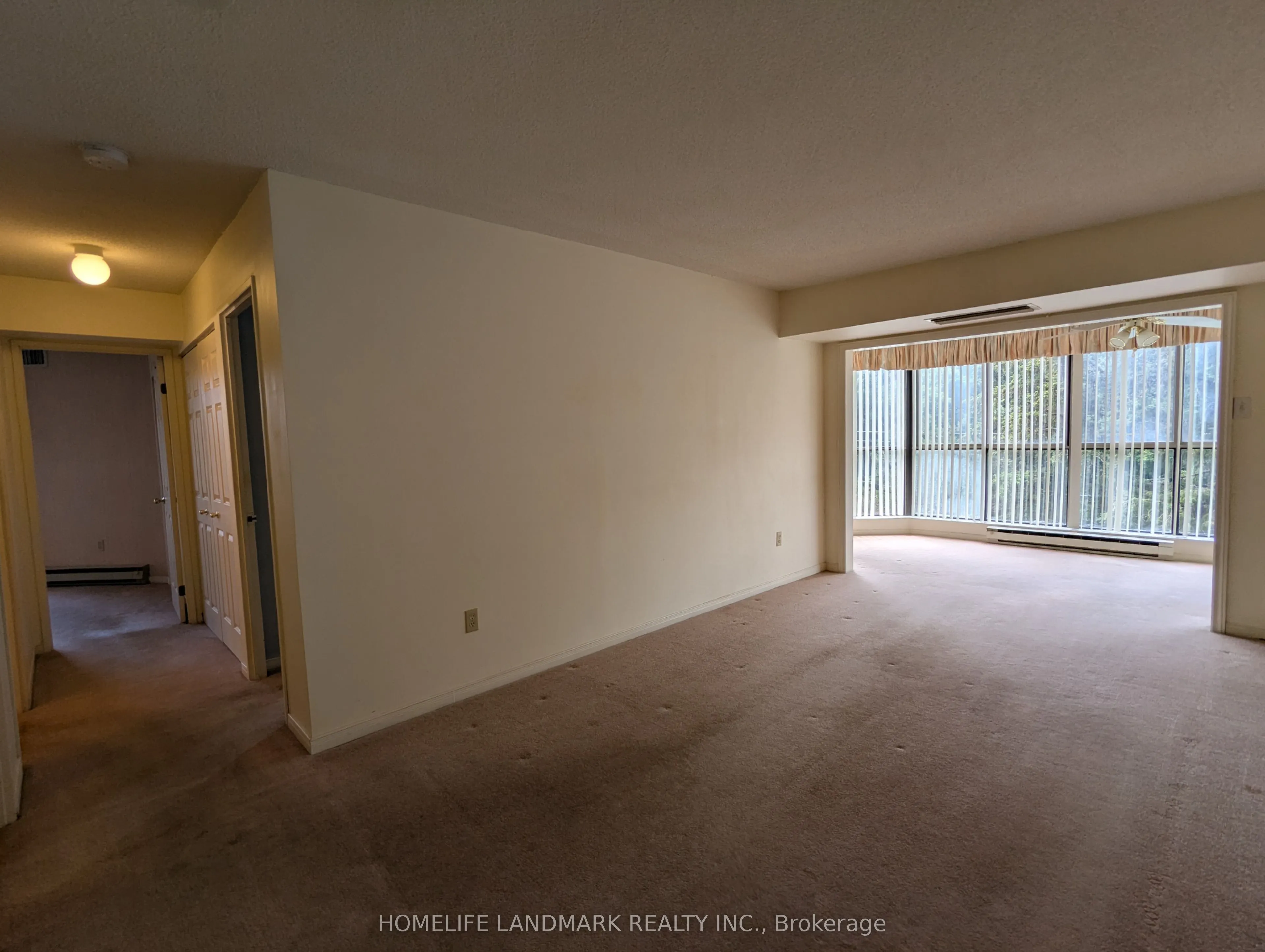 265 Westcourt Place, #306