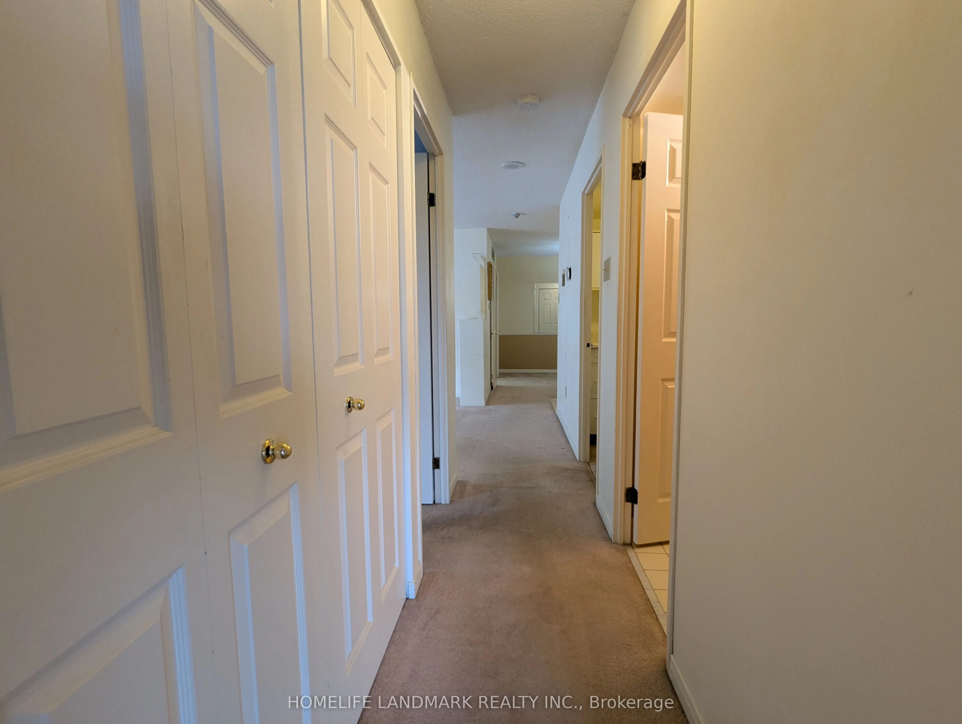 265 Westcourt Place, #306