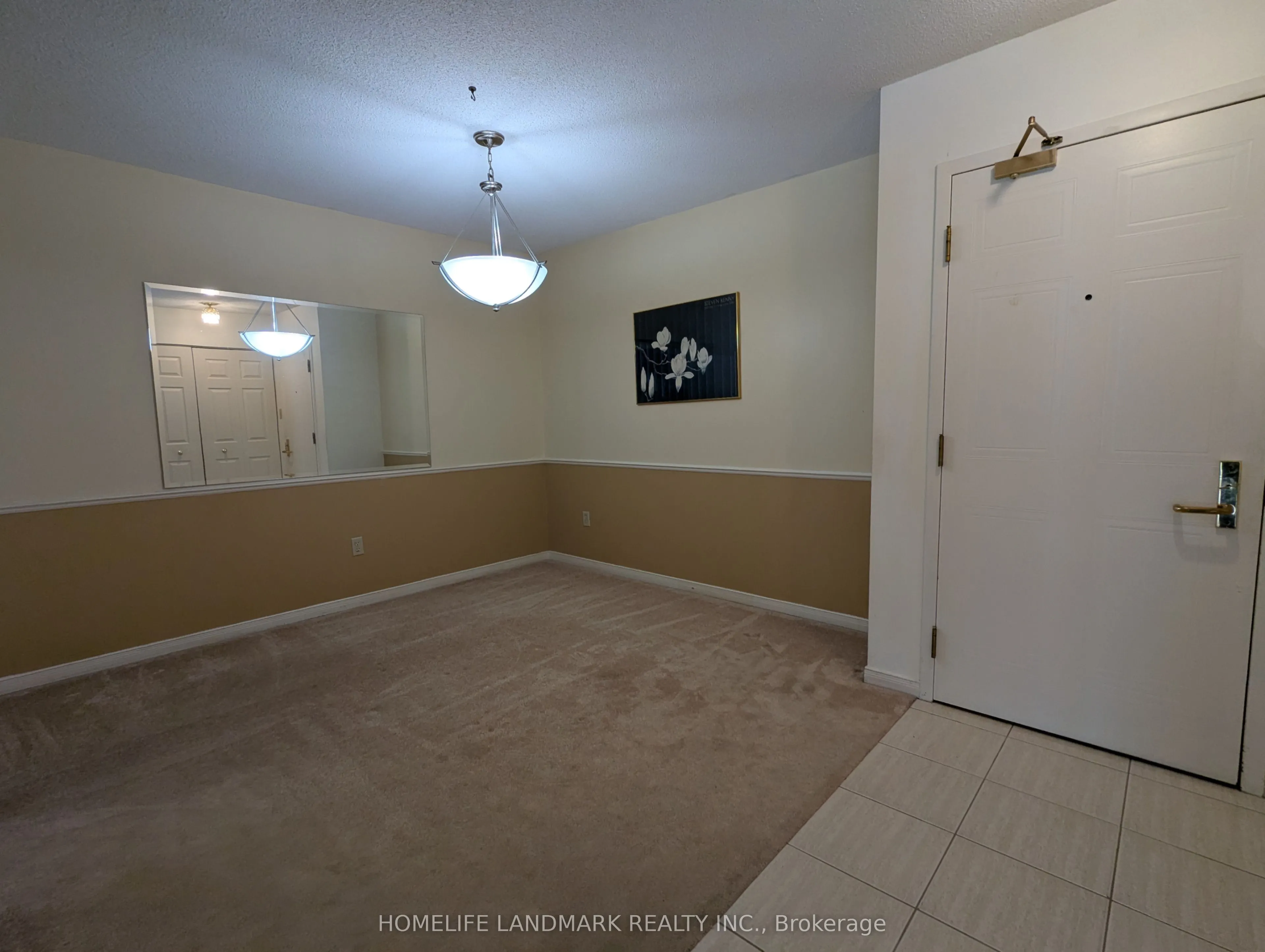 265 Westcourt Place, #306