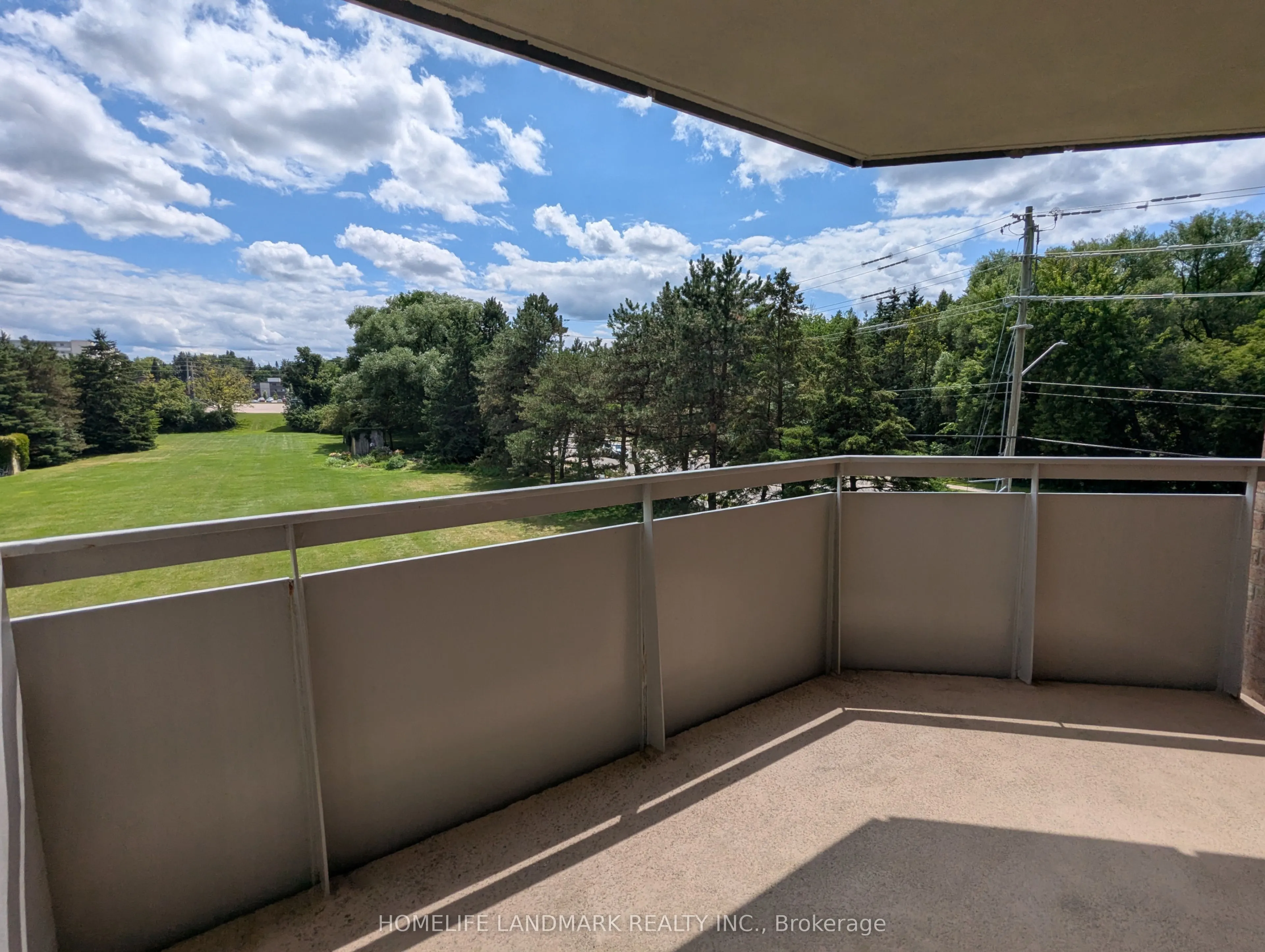 265 Westcourt Place, #306