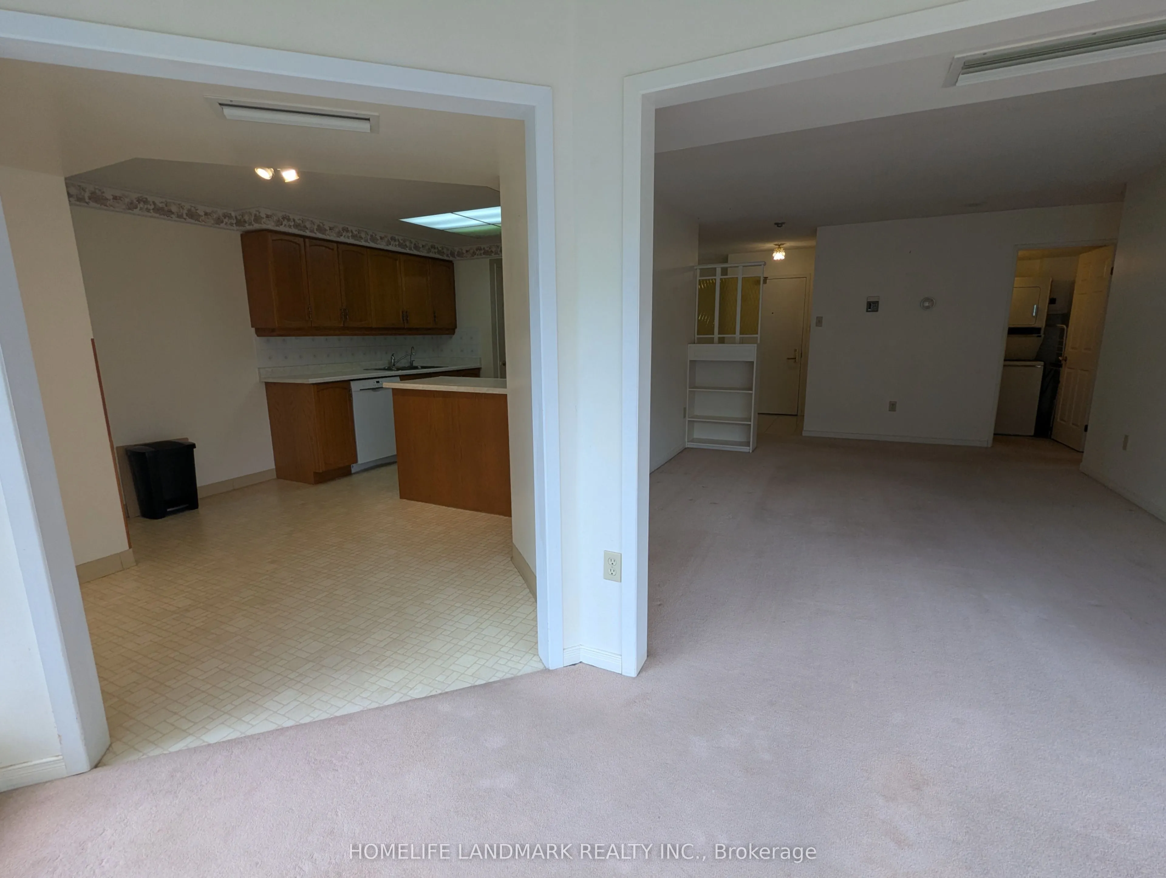 265 Westcourt Place, #306