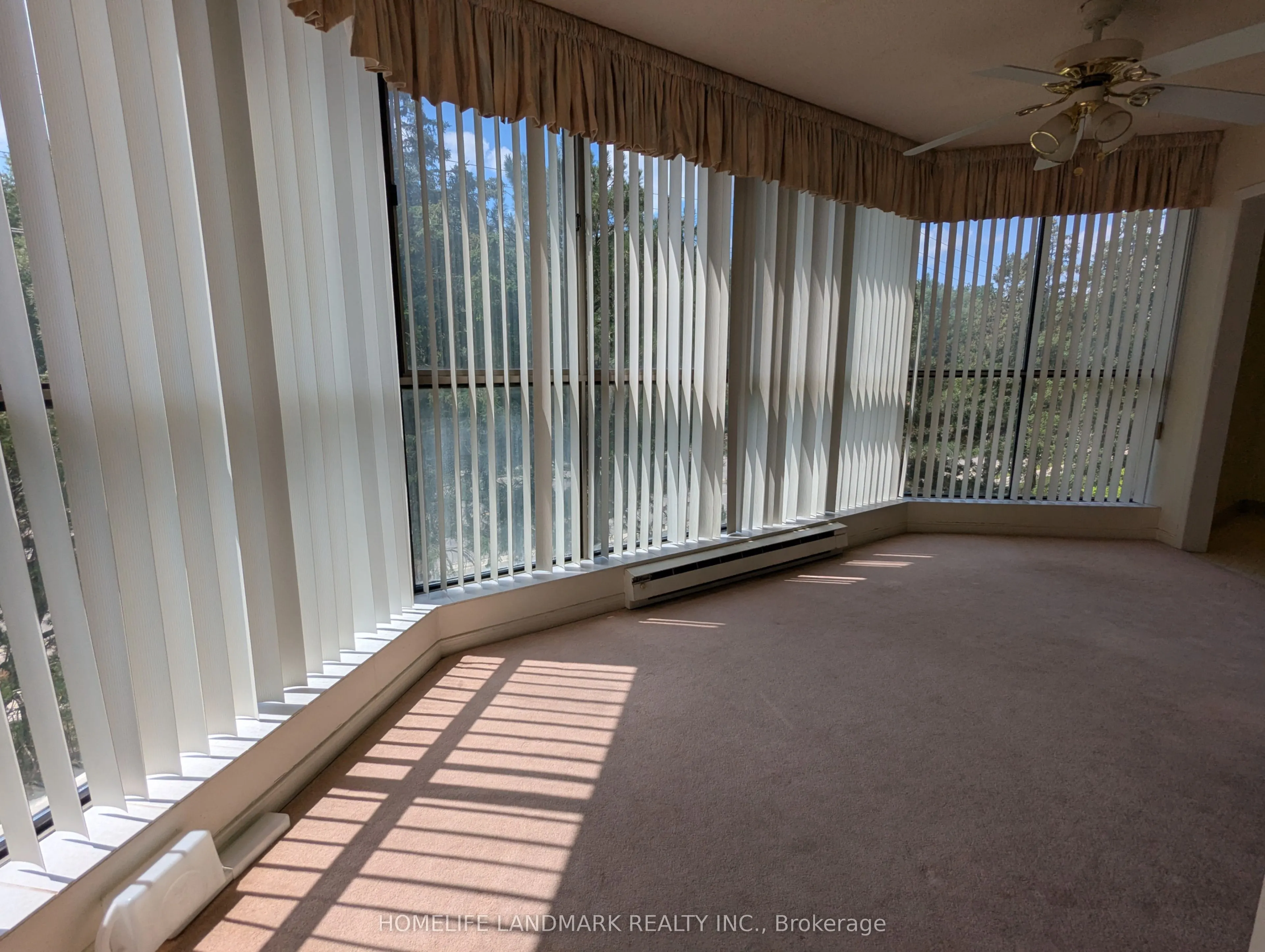 265 Westcourt Place, #306